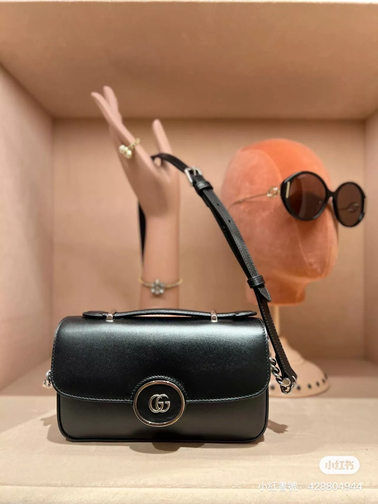 GUCCI 古馳 GG 黑色 Petite 斜挎肩背包/斜跨包/女包/21cm