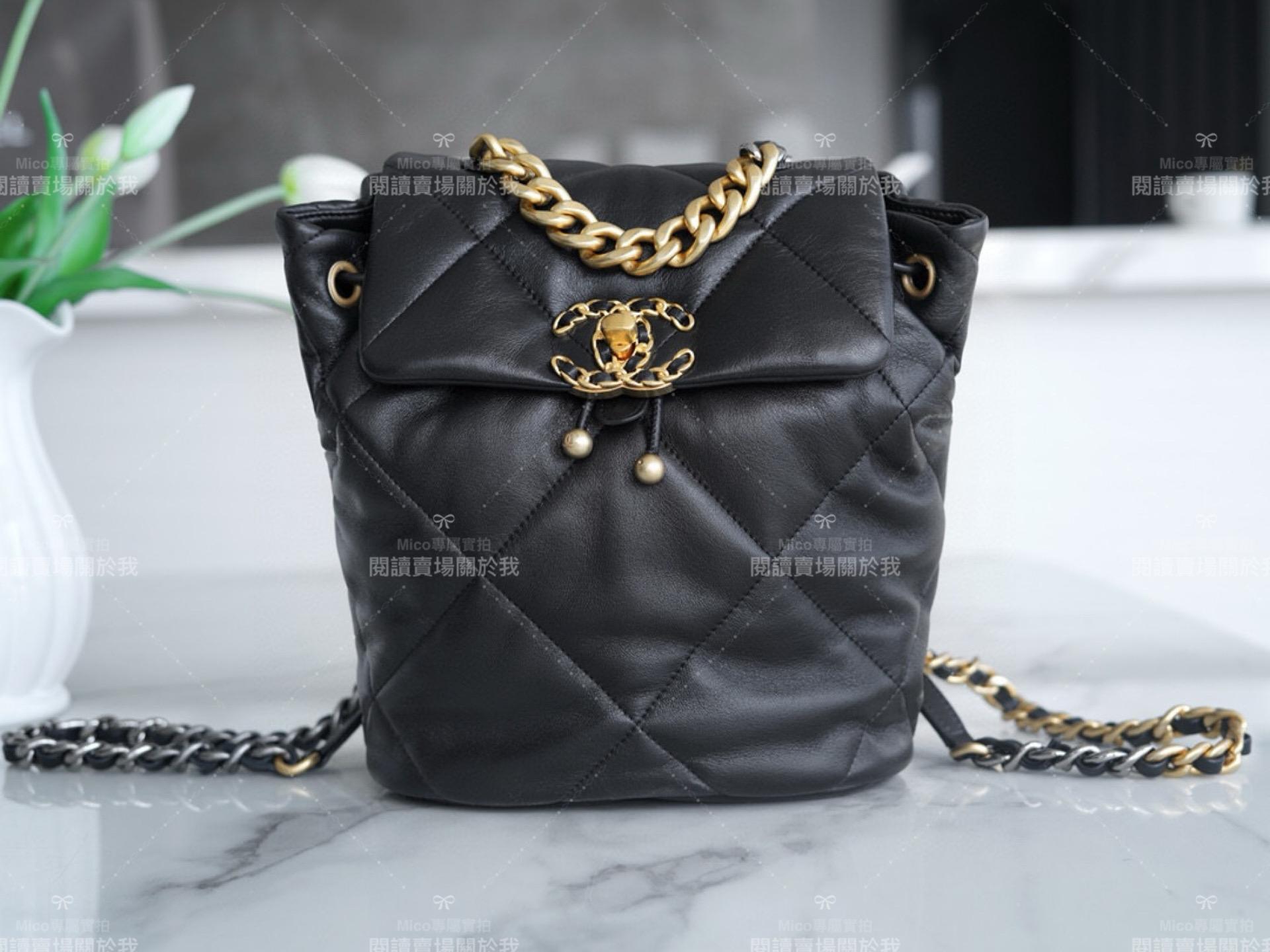 CHANEL 香奈兒｜24c 19Bag 19系列 羊皮肩背包/後背包 26cm