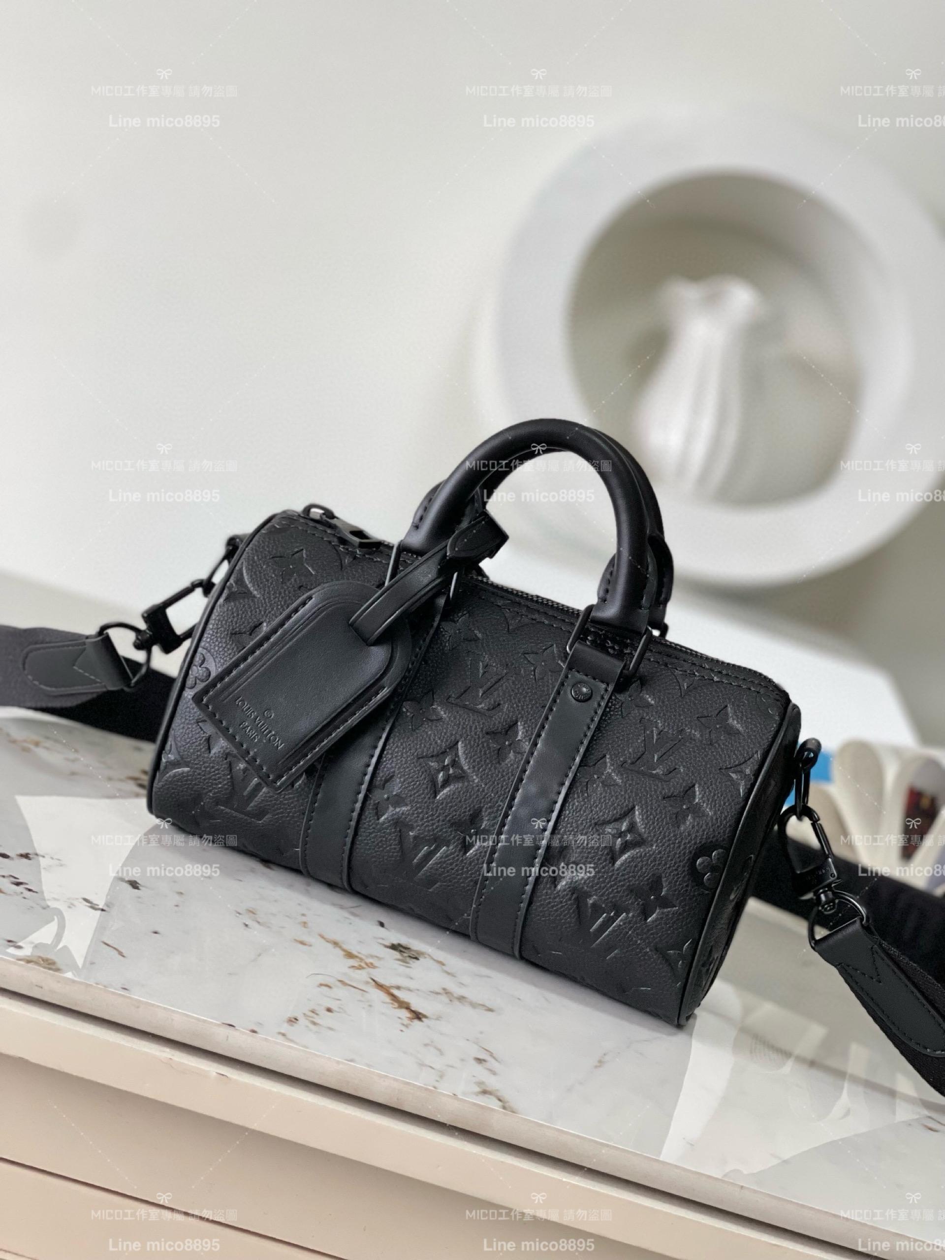 LV 路易威登｜ M20900 Keepall Bandoulière 25 壓紋皮革斜跨包/枕頭包 25cm