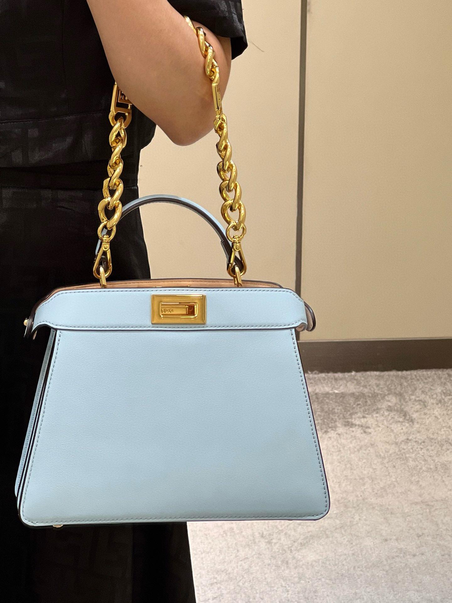 FENDI 經典Peekaboo I see U小號手袋 天藍色 躲貓貓包 風琴包 27cm