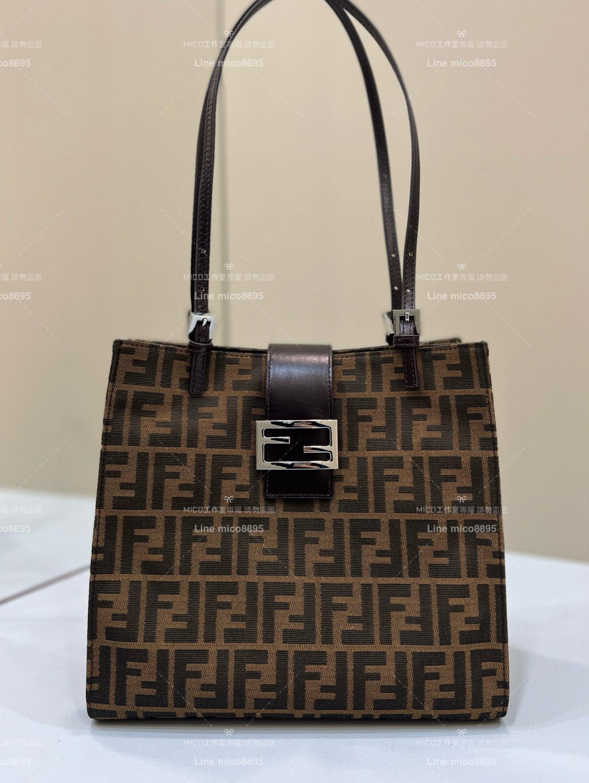 FENDI 帆布老花單肩TOTE包 托特包 28cm 經典FF 輕巧方便