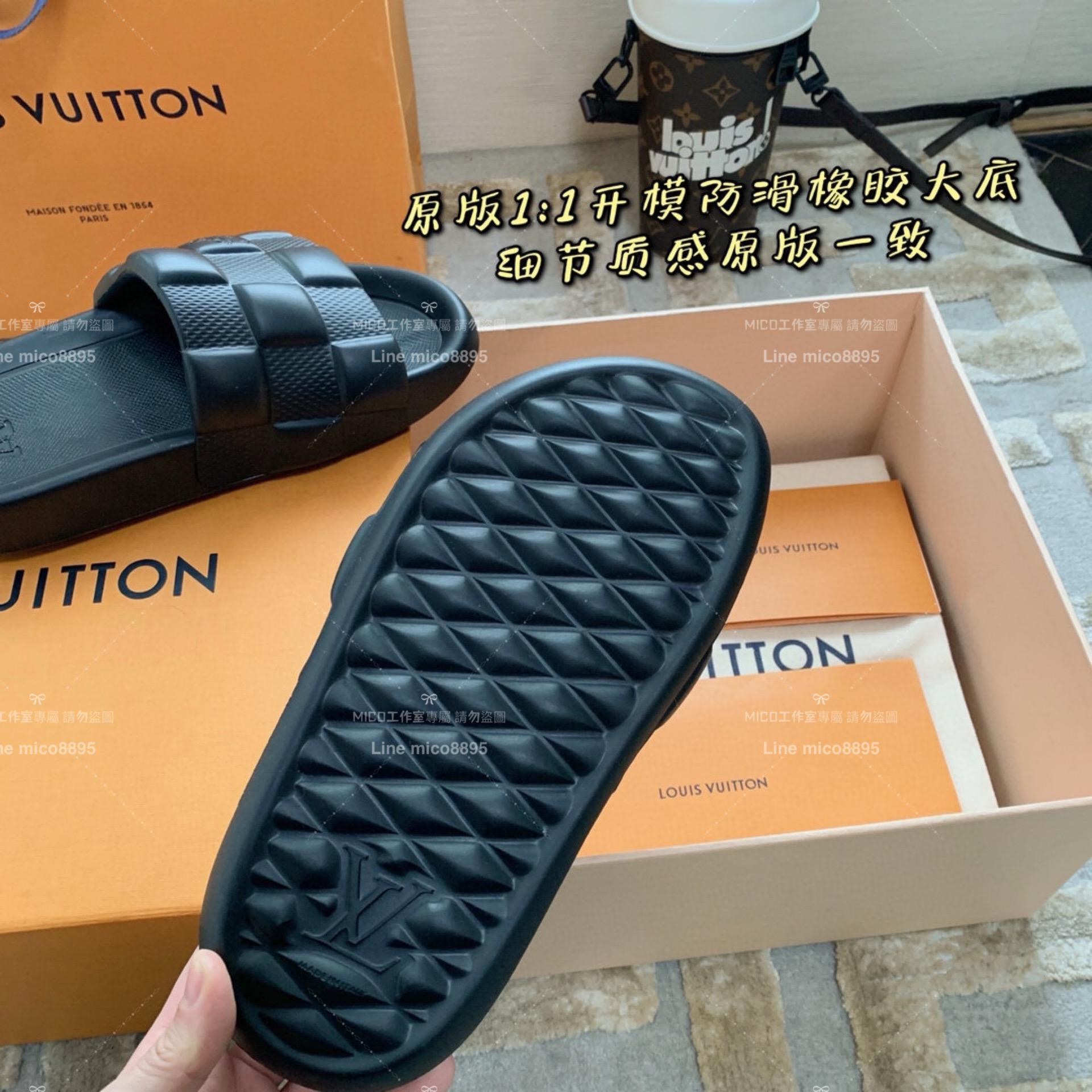 LV  Louis Vuitton ｜情侶款 🧑‍🤝‍🧑 Waterfront系列 黑色 3D壓花logo沙灘拖鞋 36-45