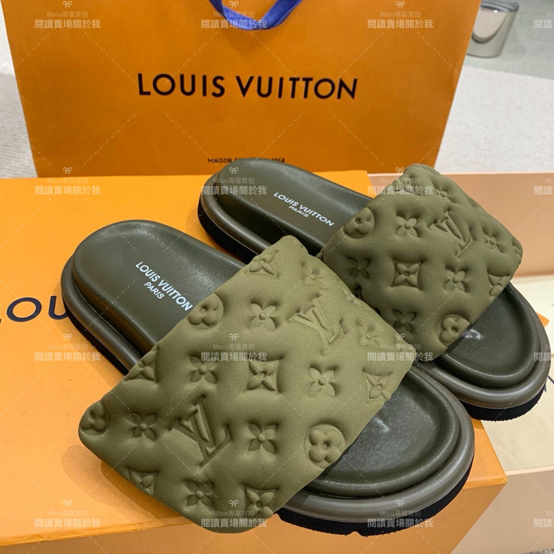 LV  Louis Vuitton ｜橄欖綠 Pool Pillow Comfort 魔術貼壓紋拖鞋 女鞋 35-41