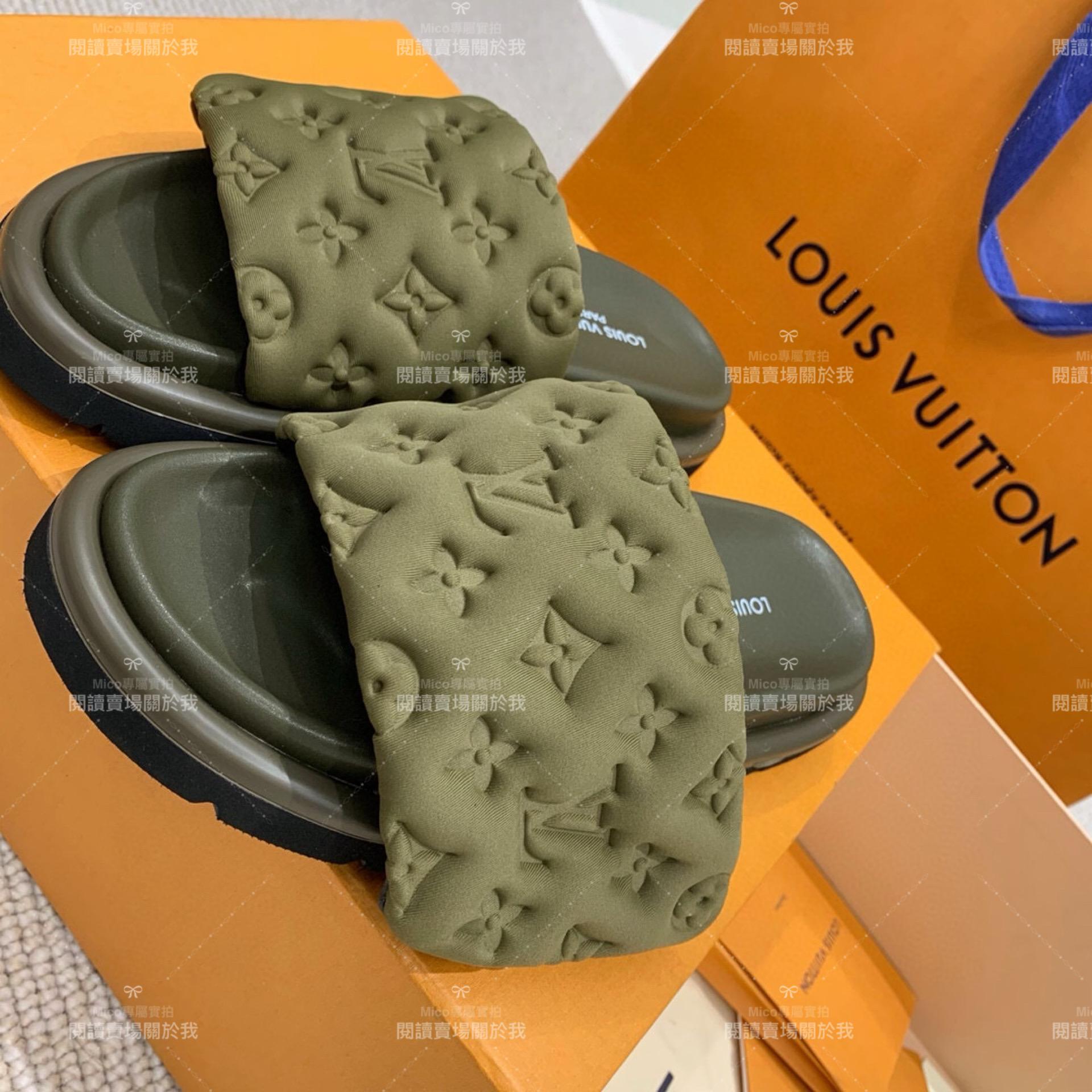 LV  Louis Vuitton ｜橄欖綠 Pool Pillow Comfort 魔術貼壓紋拖鞋 女鞋 35-41