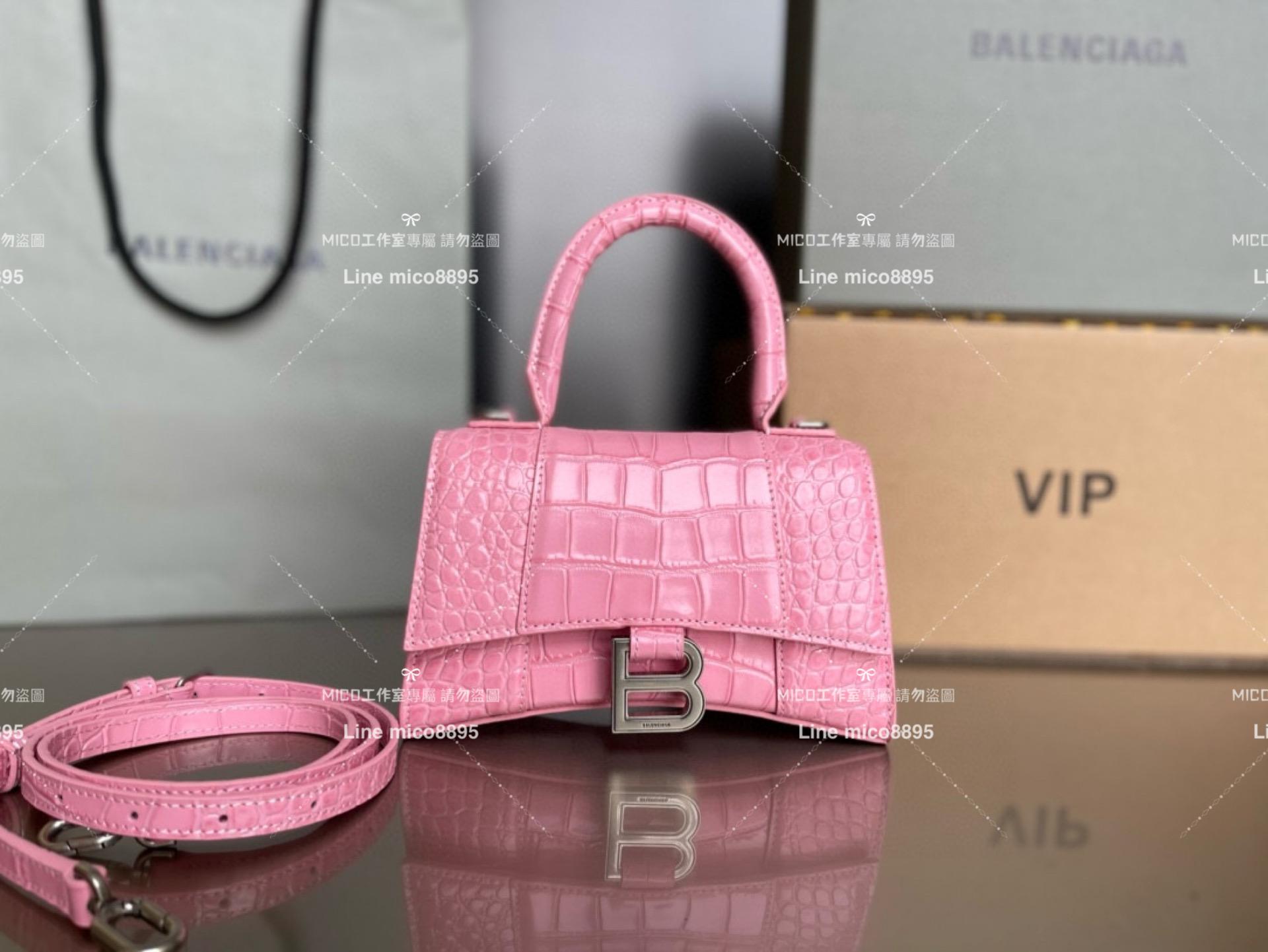 Balenciaga 櫻花粉銀釦 鱷魚壓紋皮革 搭配小羊皮內裏 沙漏包 XS 19cm