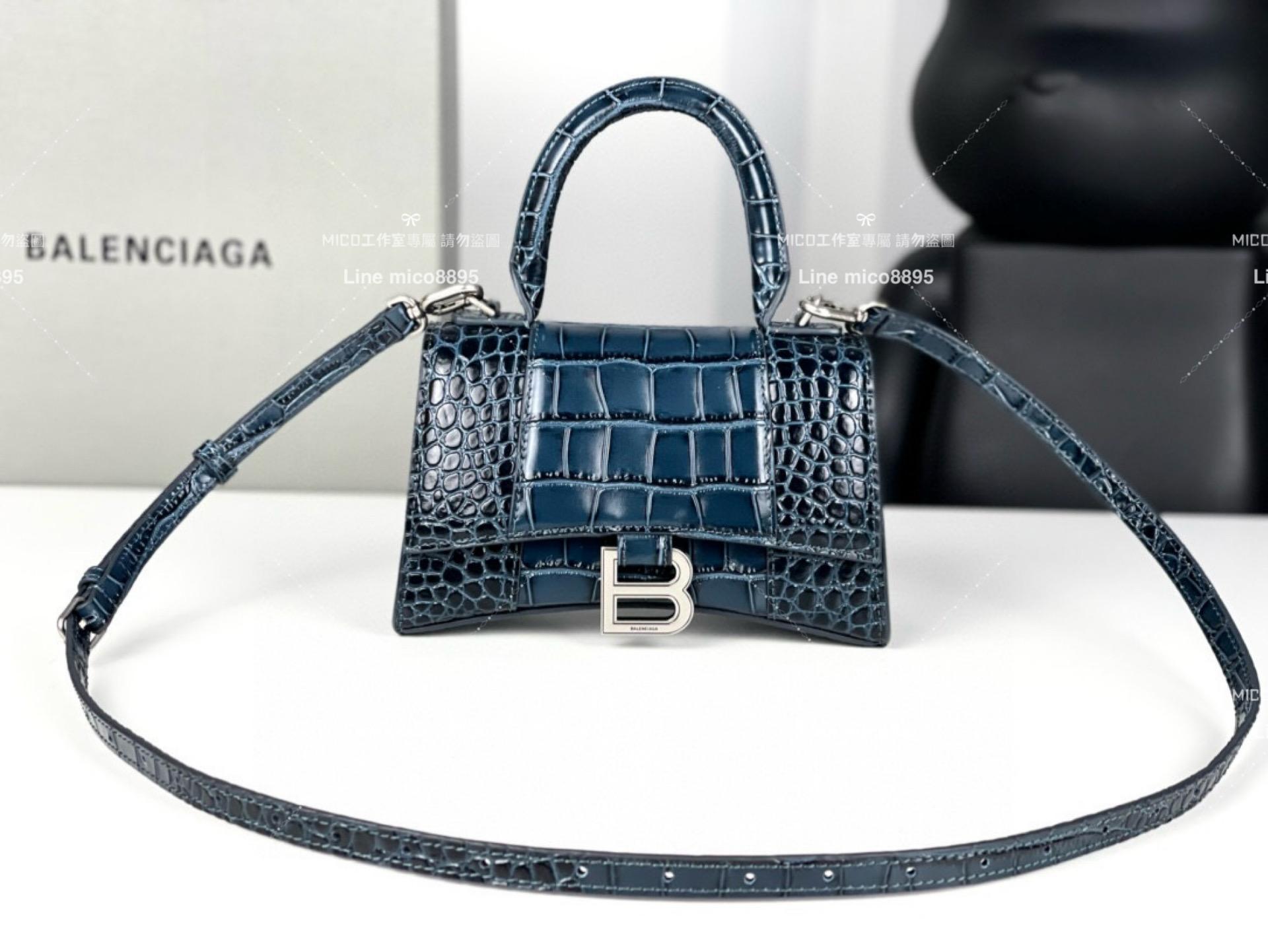 Balenciaga 寶藍色銀釦 鱷魚壓紋皮革 搭配小羊皮內裏 沙漏包 XS 19cm