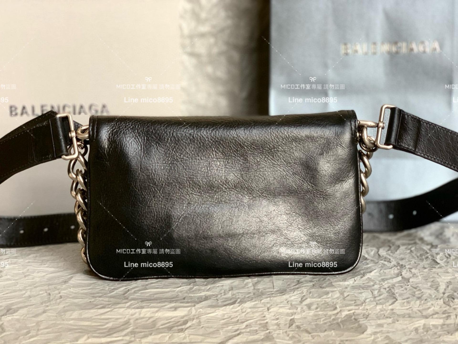 Balenciaga  小號黑色 23cm BB Soft 斜挎｜單肩包 男女同款 個性街頭潮流風格