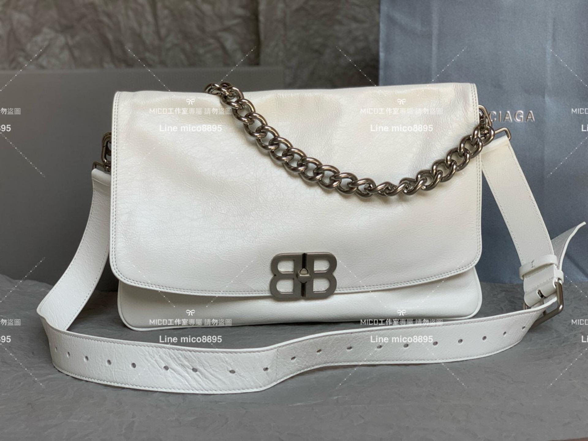 Balenciaga  白色皮革大號 36cm BB Soft 斜挎｜單肩包 男女同款 個性街頭潮流風格