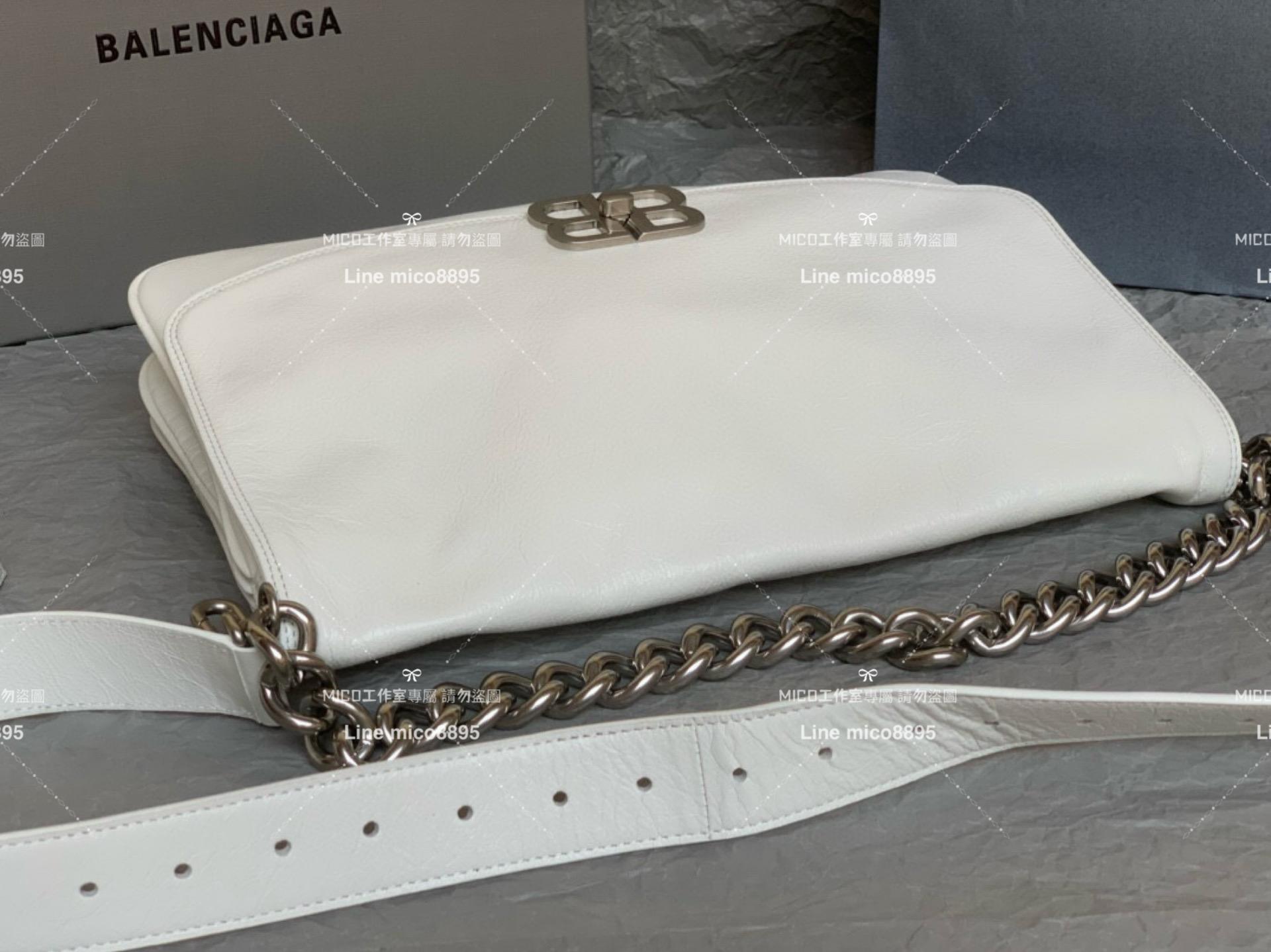 Balenciaga  白色皮革大號 36cm BB Soft 斜挎｜單肩包 男女同款 個性街頭潮流風格