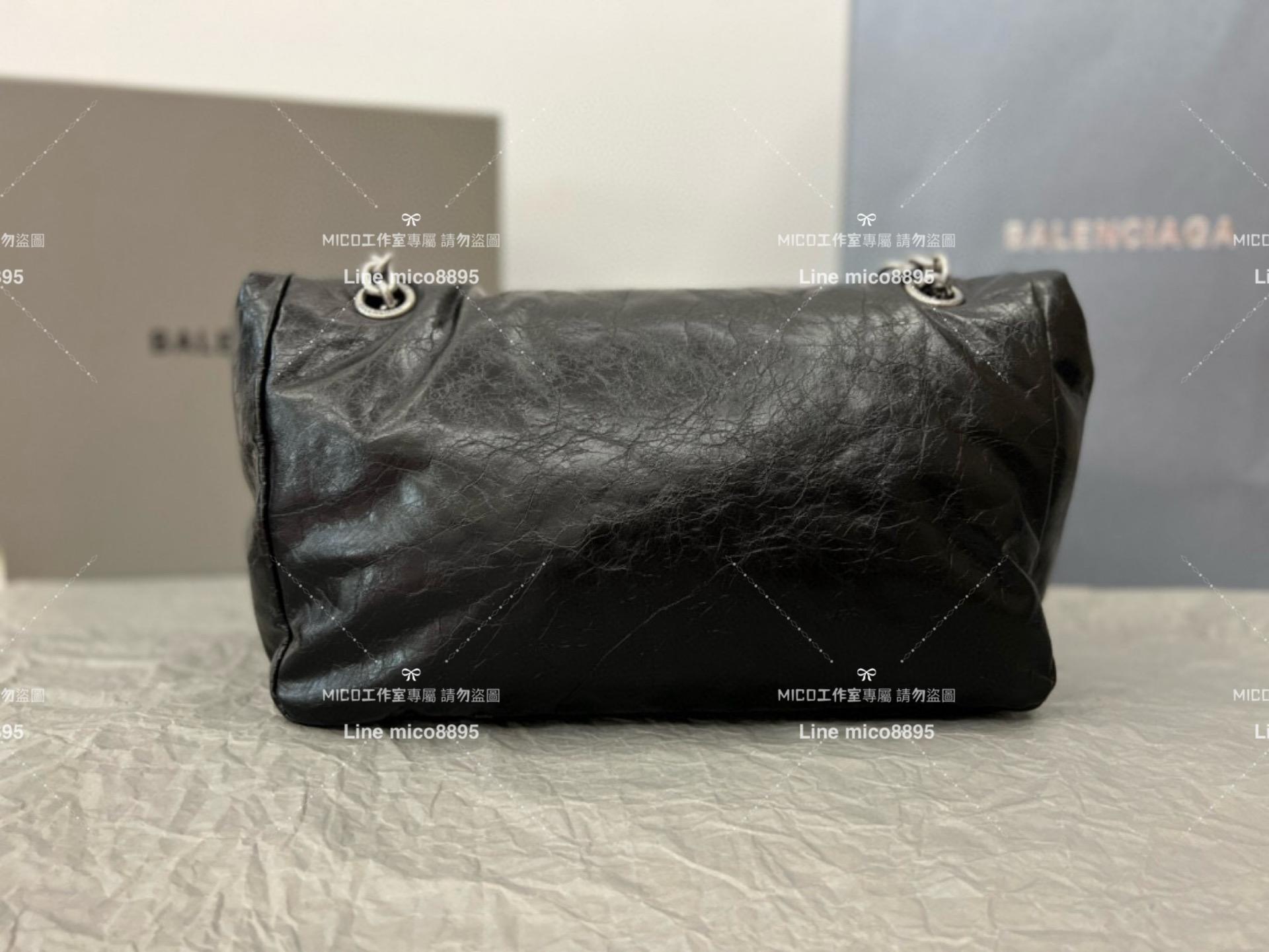 Balenciaga 巴黎世家 黑色油蠟皮/牛皮 真皮 小號黑銀 28cm monaco枕頭包 鏈條肩背包