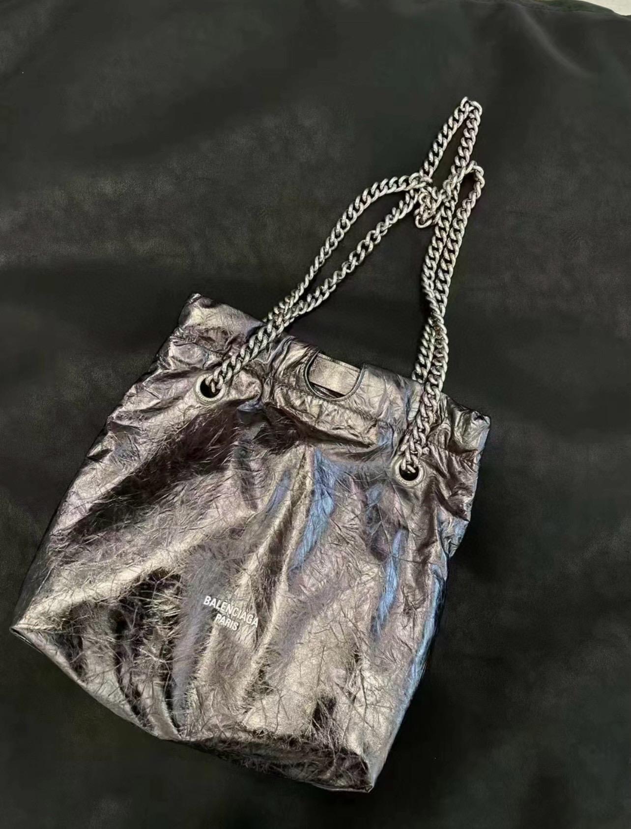 Balenciaga 巴黎世家 銀灰色皺牛皮 小號 CRUSH MEDIUM TOTE BAG 垃圾袋