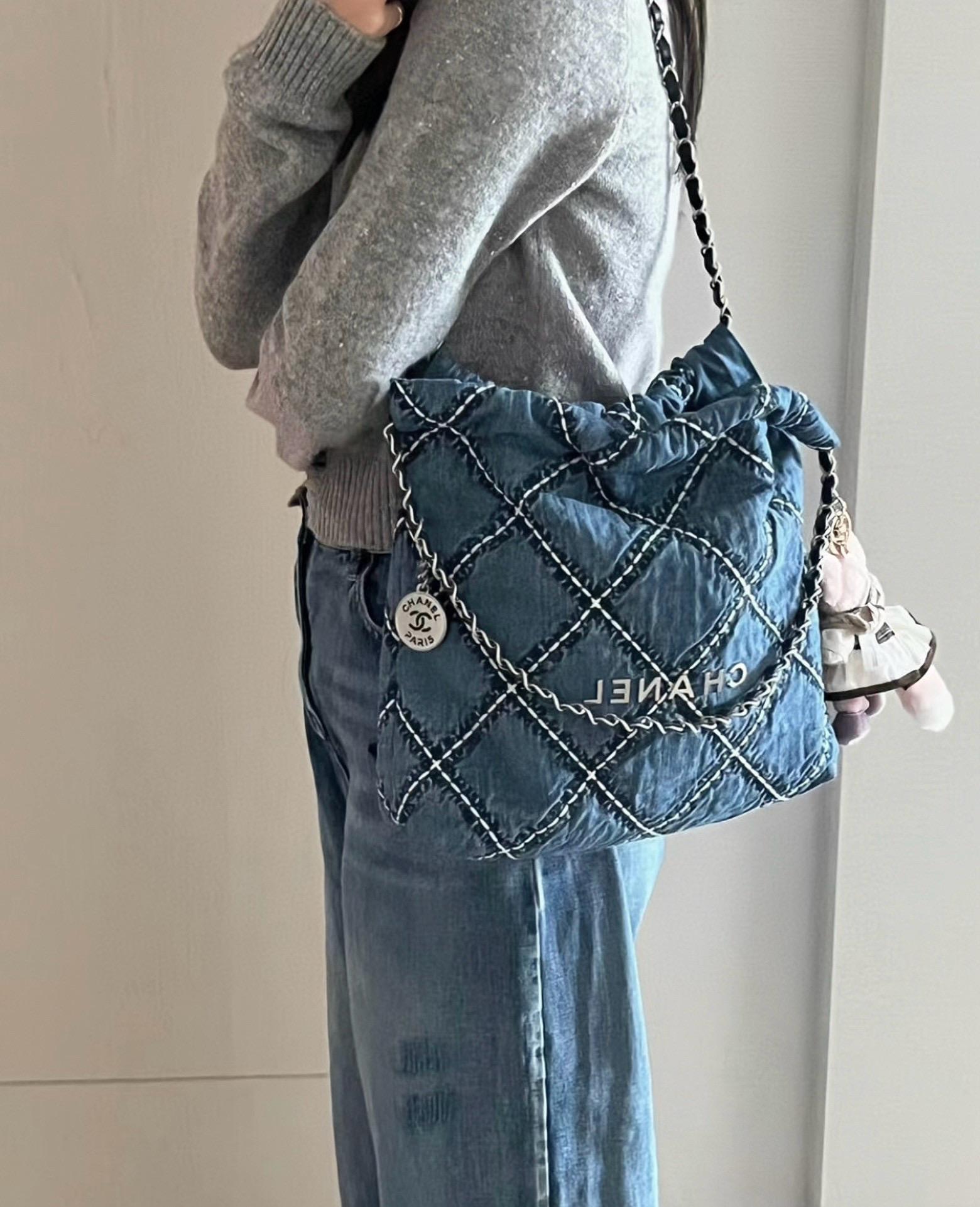 CHANEL 香奈兒 24P春夏款 牛仔丹寧菱格22包 小號 22Bag