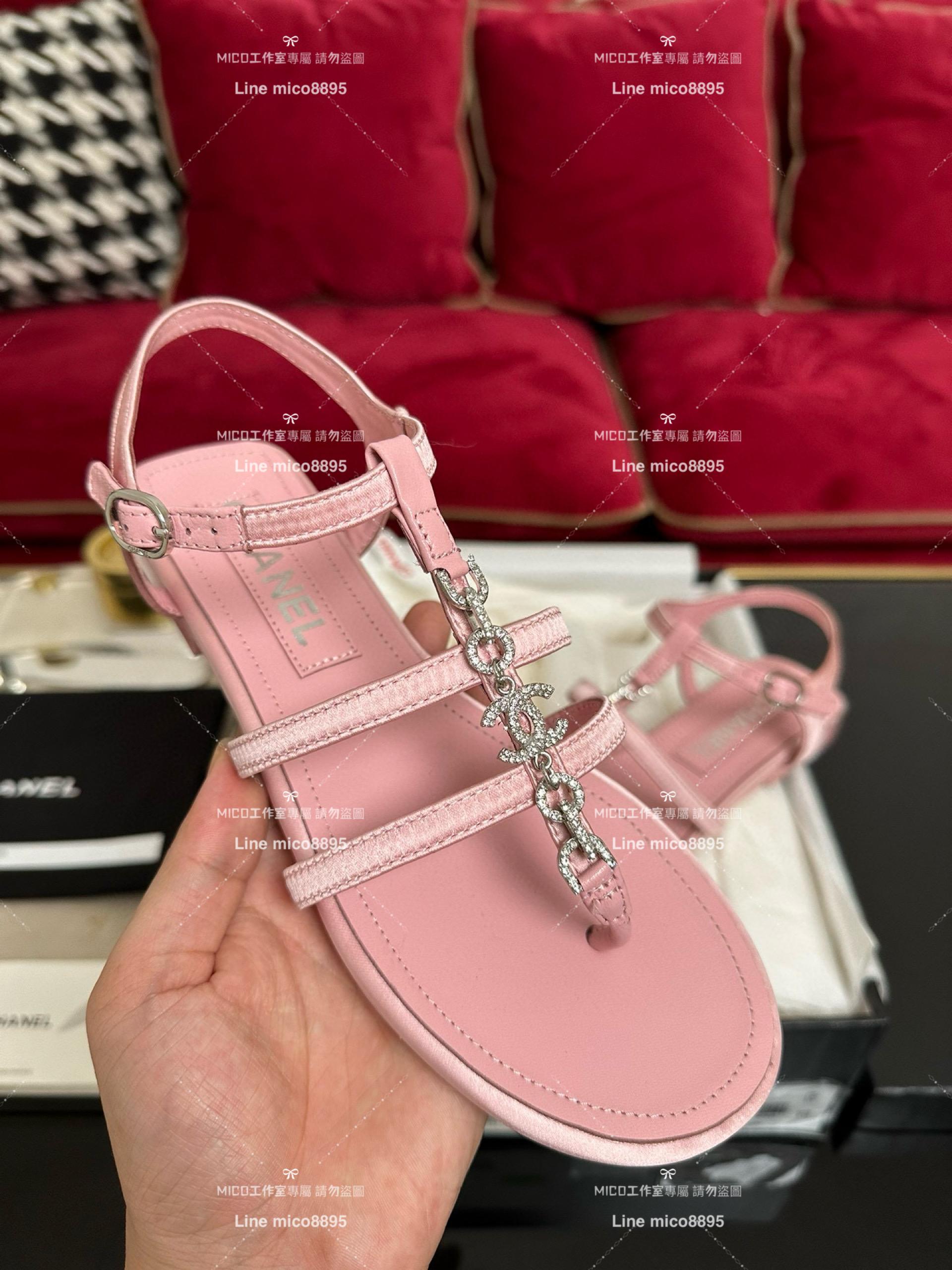 CHANEL 香奈兒 春夏 粉色 水鑽字母真皮夾腳涼鞋 35-40