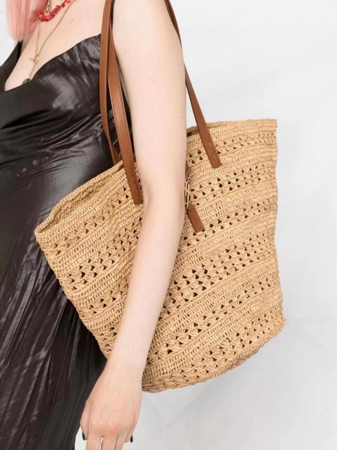 YSL 𝗦𝗮𝗶𝗻𝘁 𝗟𝗮𝘂𝗿𝗲𝗻𝘁 聖羅蘭 大號/拉菲草編織 Raffia Tote 托特包 48cm