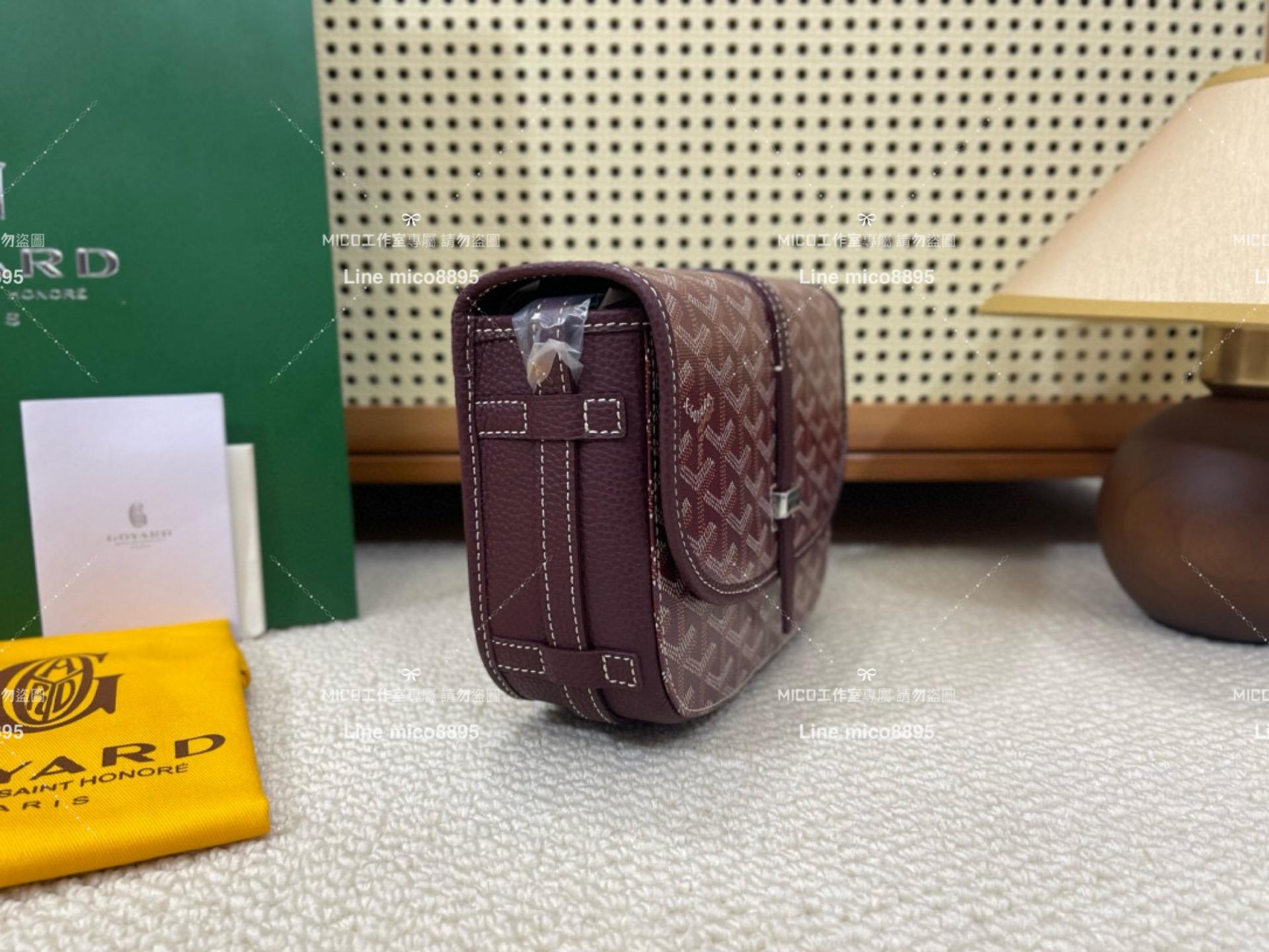 ｜Goyard（戈雅）新版本 紫紅色 荔枝皮革 Belvedere單釦郵差包 小號 22cm