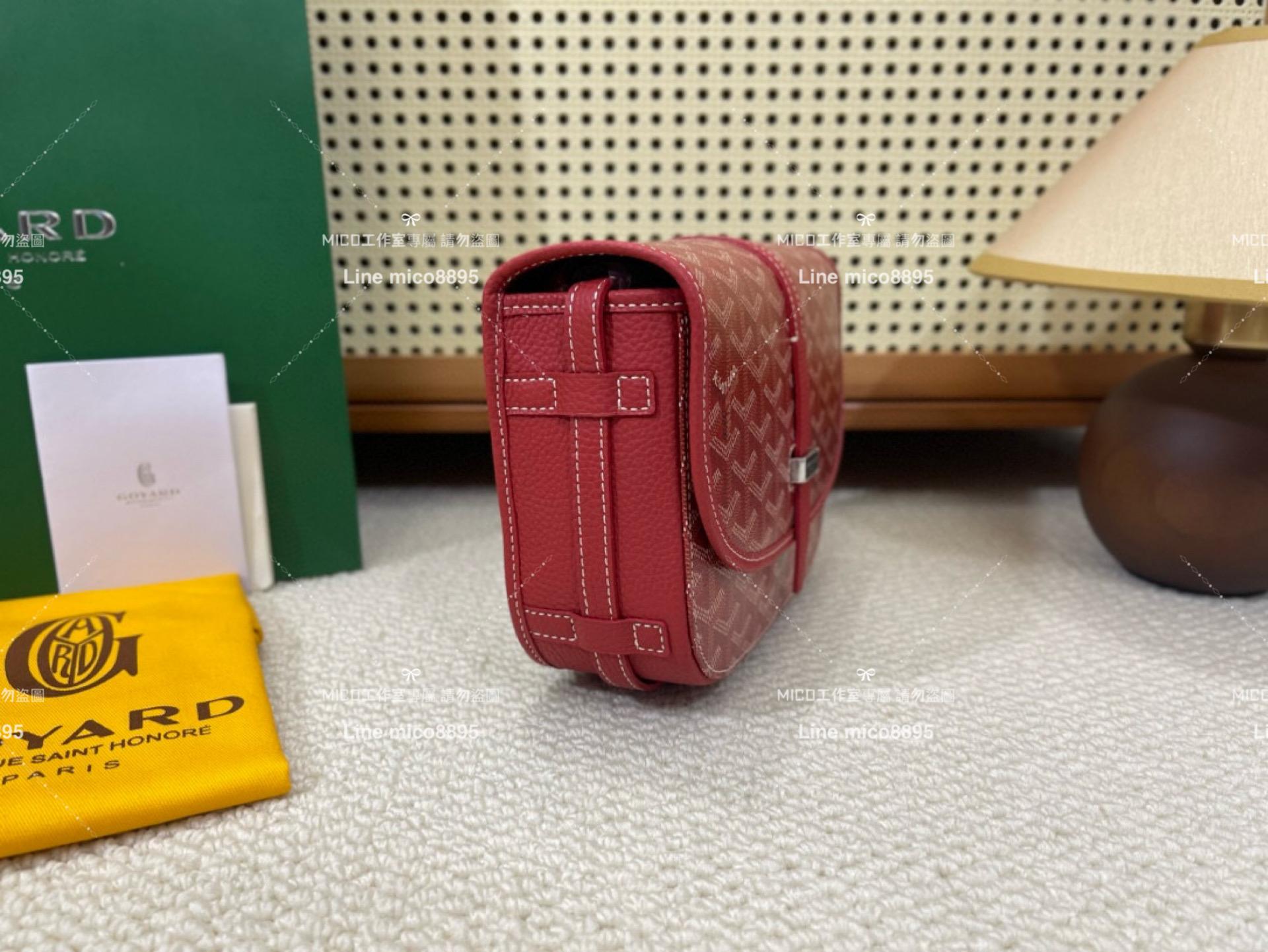 ｜Goyard（戈雅）新版本 國旗紅 荔枝皮革 Belvedere單釦郵差包 小號 22cm