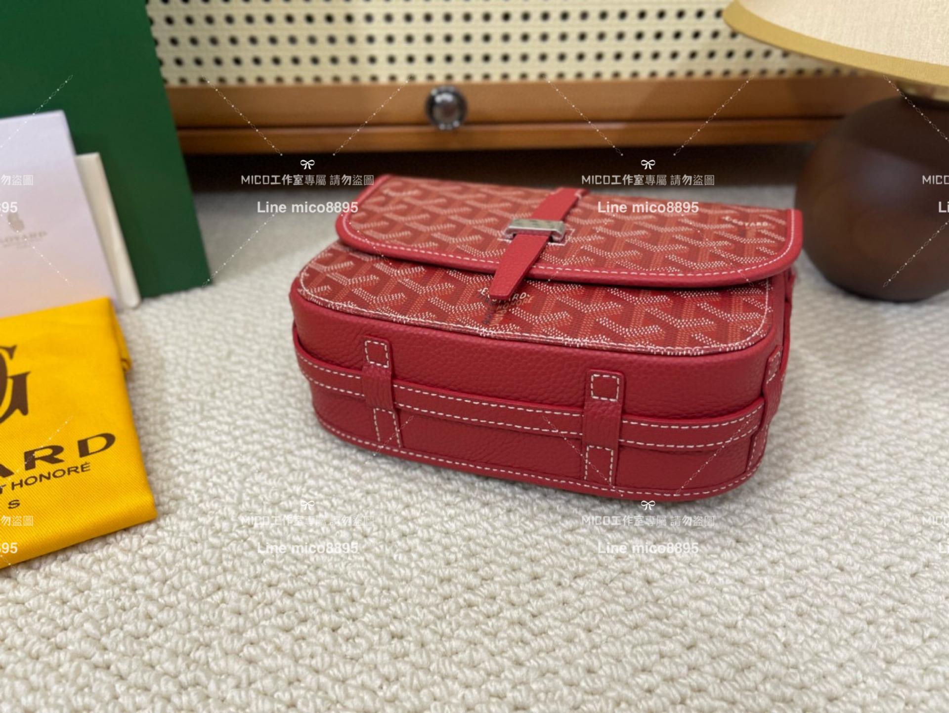 ｜Goyard（戈雅）新版本 國旗紅 荔枝皮革 Belvedere單釦郵差包 小號 22cm