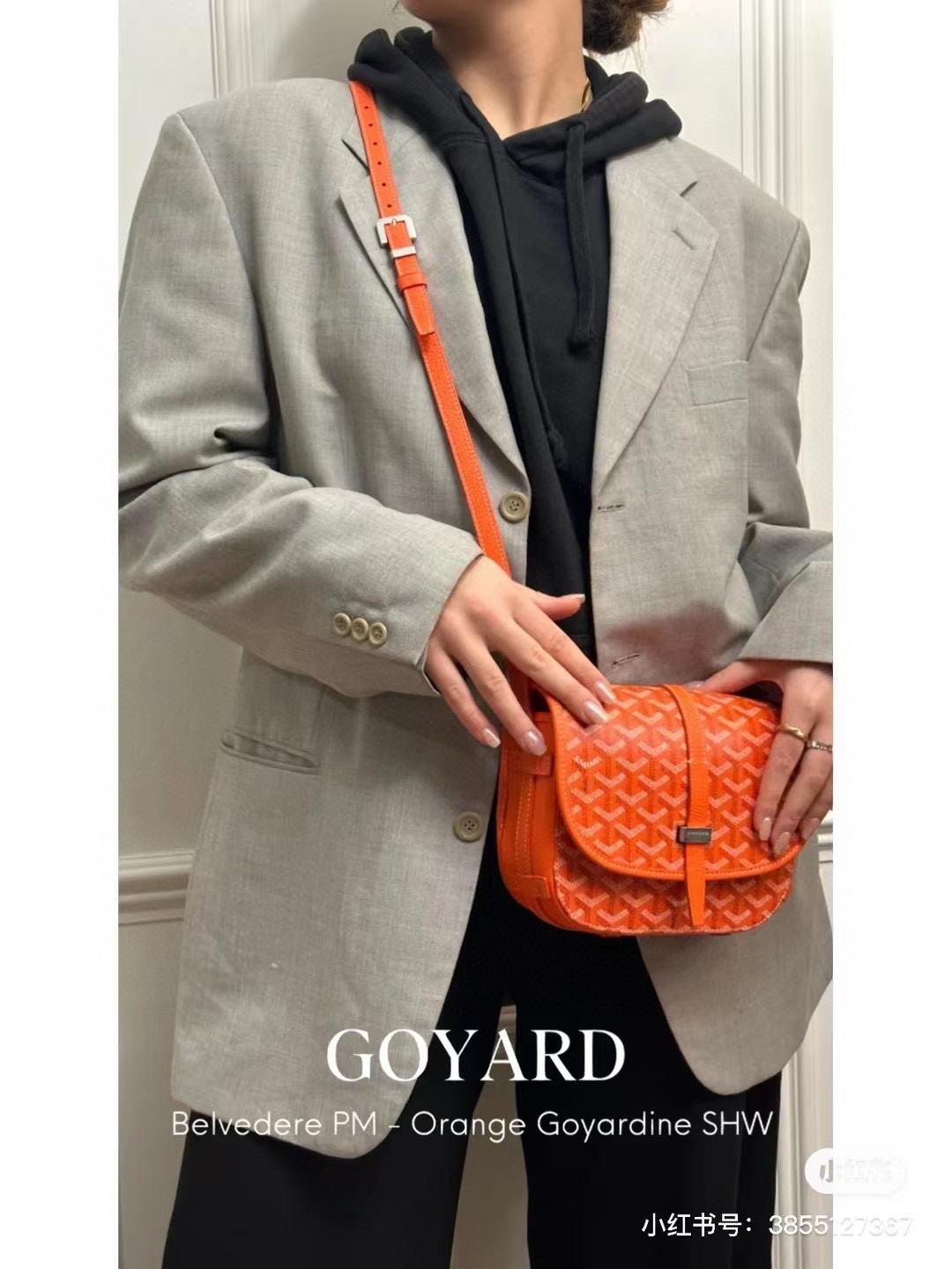 ｜Goyard（戈雅）新版本 火焰橙 荔枝皮革 Belvedere單釦郵差包 小號 22cm