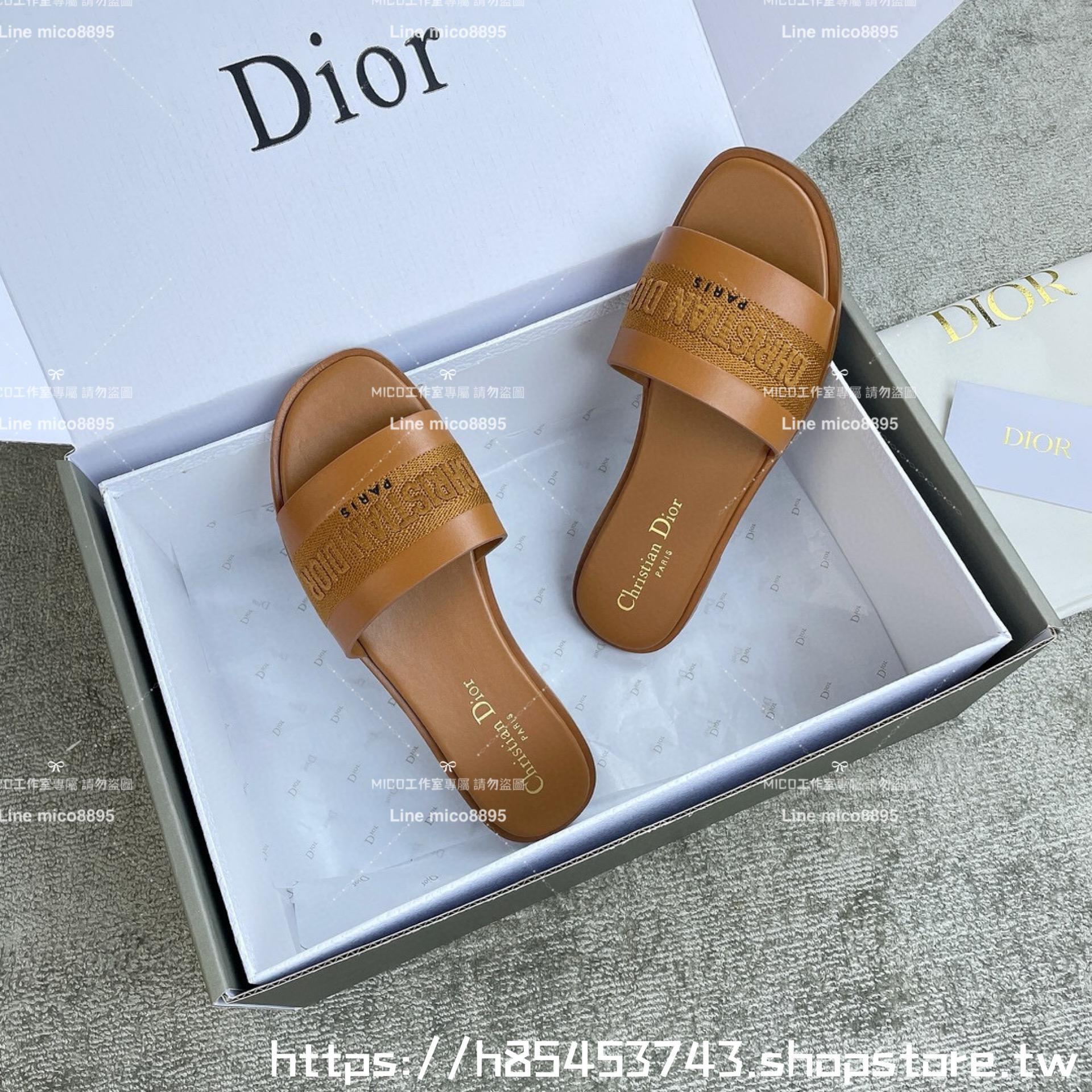 Dior 迪奧 焦糖色 全皮拼接刺繡平底字母拖鞋 女鞋 鞋碼：35-39 （40 41 42定制不退換）