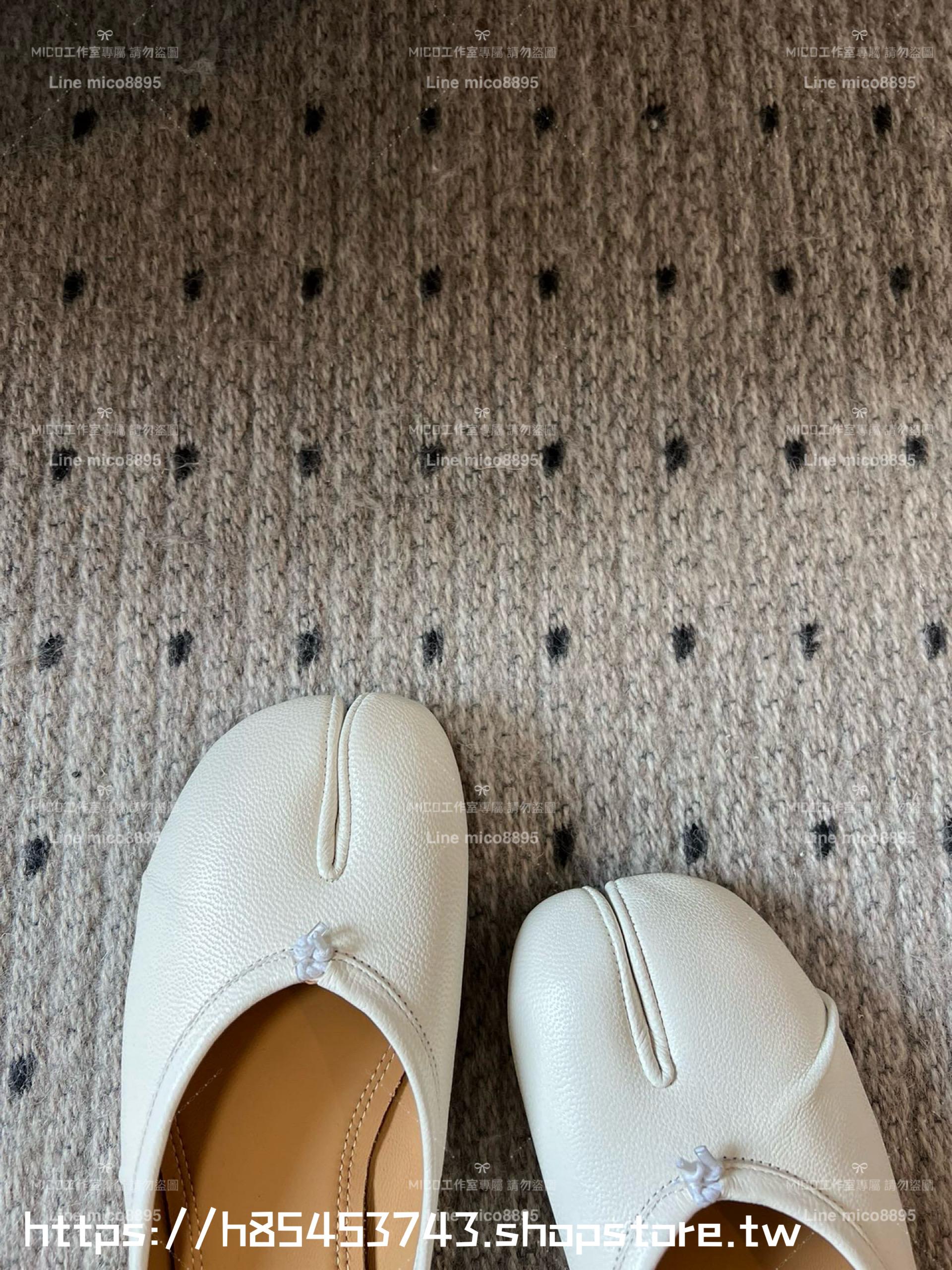 Maison Margiela·馬吉拉 白色半拖款 MM6 小羊皮/真皮 tabi褶皺芭蕾舞鞋 分趾鞋  35-41