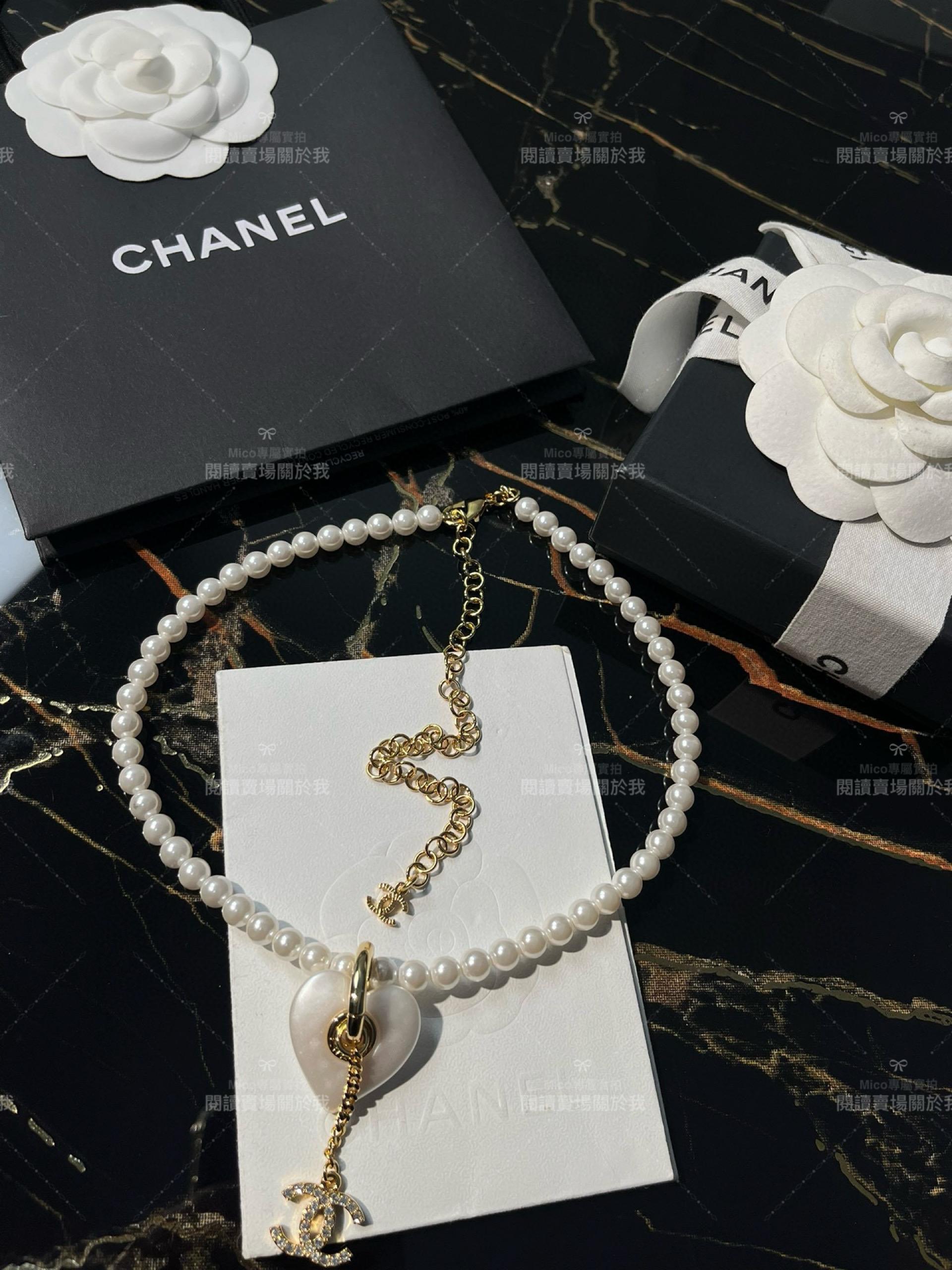 CHANEL 白色流蘇滿鑽雙C鏤空愛心珍珠項鍊