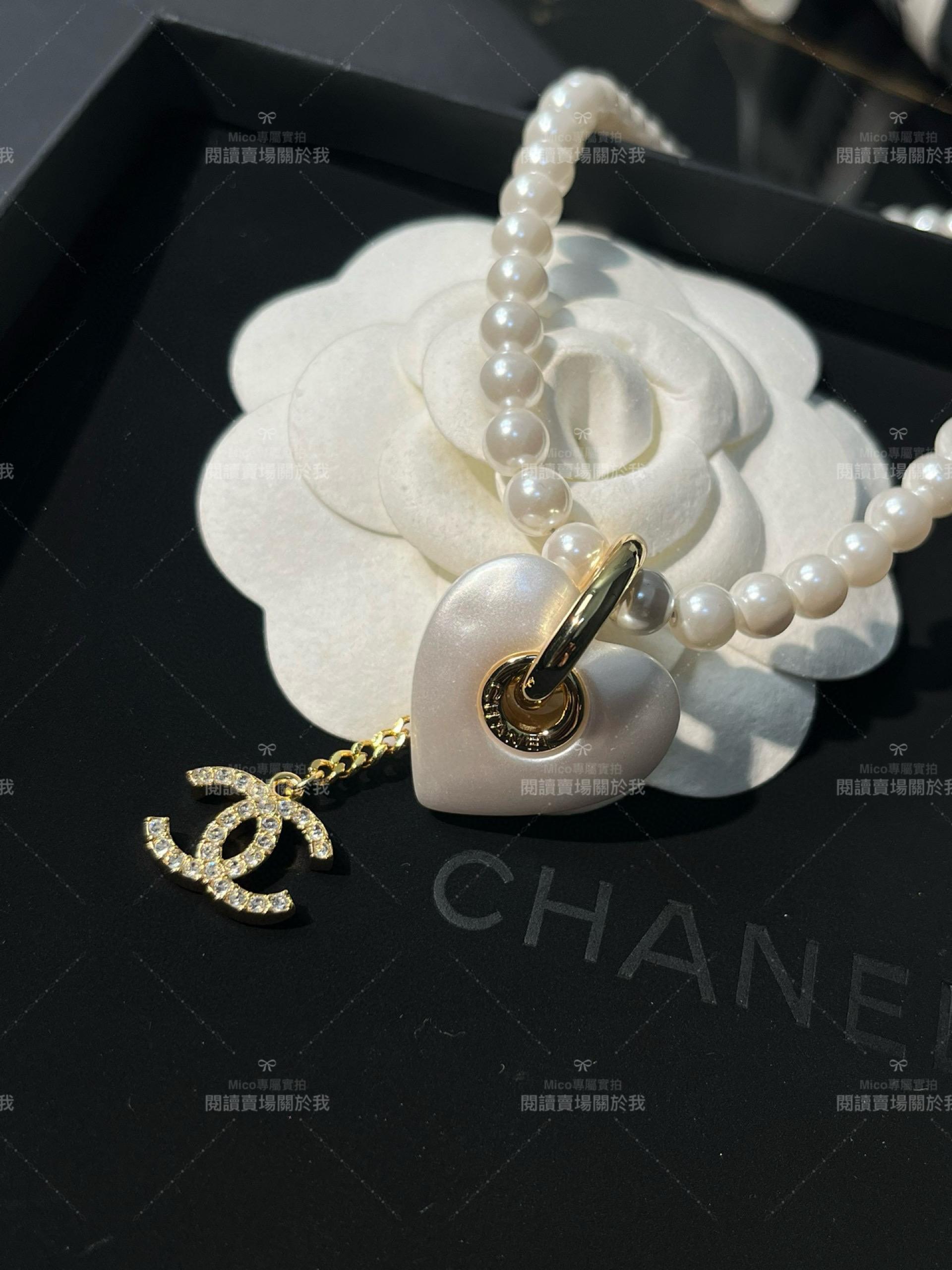 CHANEL 白色流蘇滿鑽雙C鏤空愛心珍珠項鍊