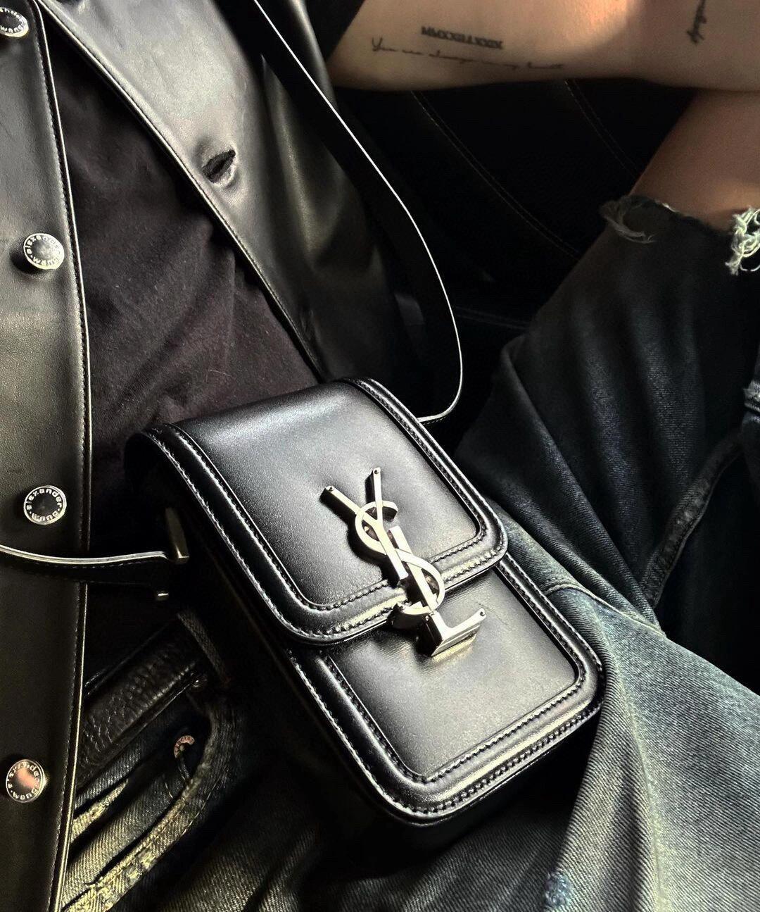 YSL 聖羅蘭 SLP 黑色/銀釦 SOLFERINO BOX牛皮斜挎手機包/迷你斜跨包 男女同款 18*11cm