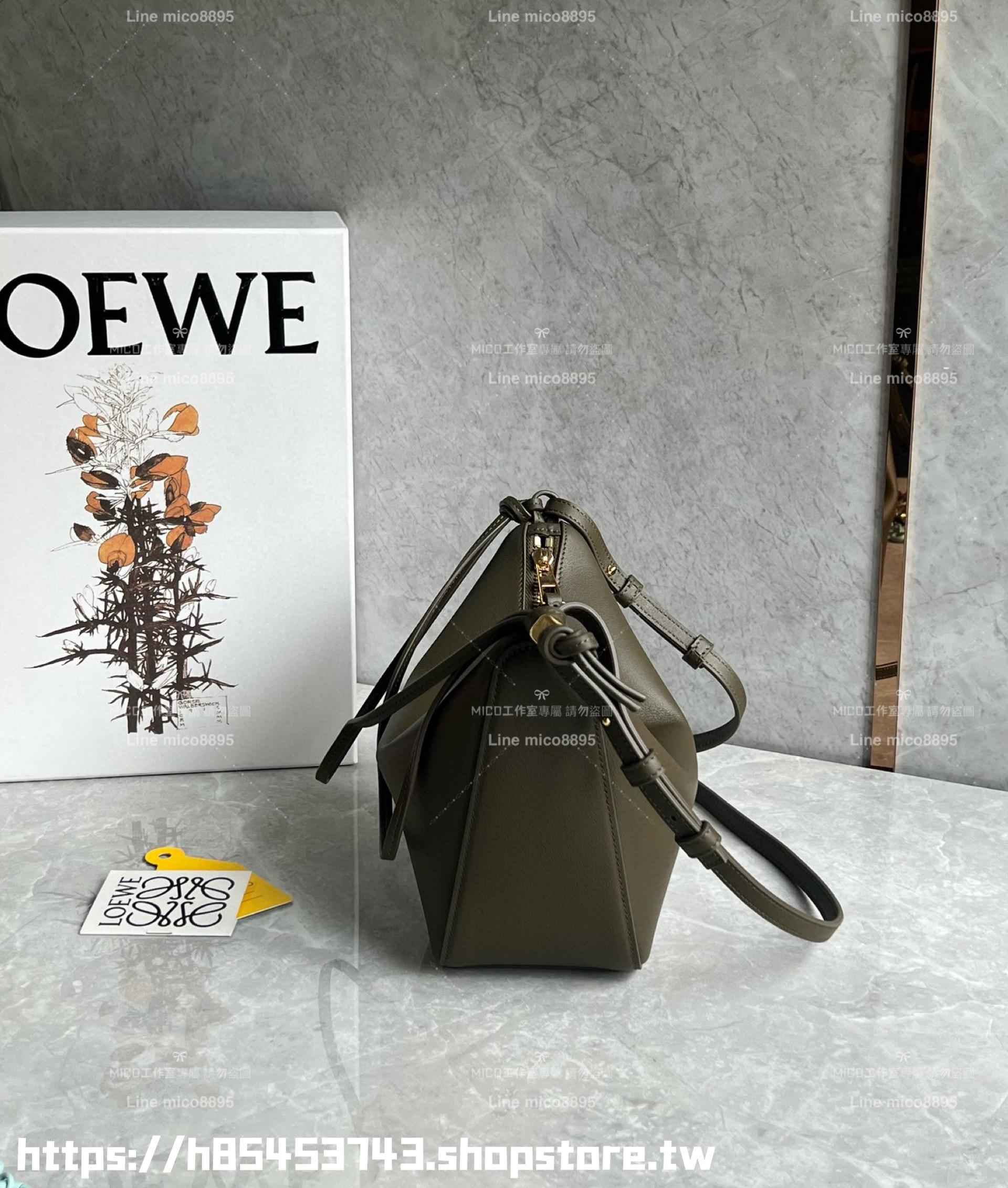 Loewe 橄欖綠 Mini Hammock Hobo bag 小牛皮 可調節長短 可斜跨肩背 28cm （寬肩帶/吊飾另配）