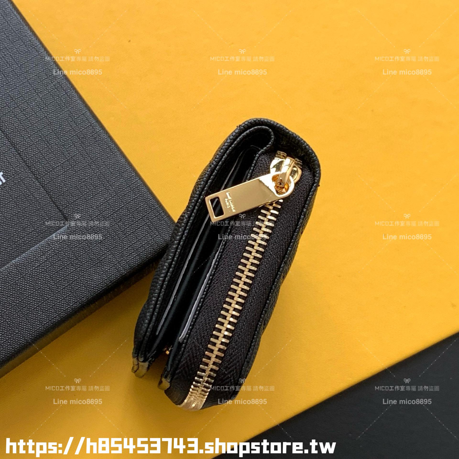 YSL Saint Laurent 經典金字 LOGO粒面壓紋 山形紋對開短夾