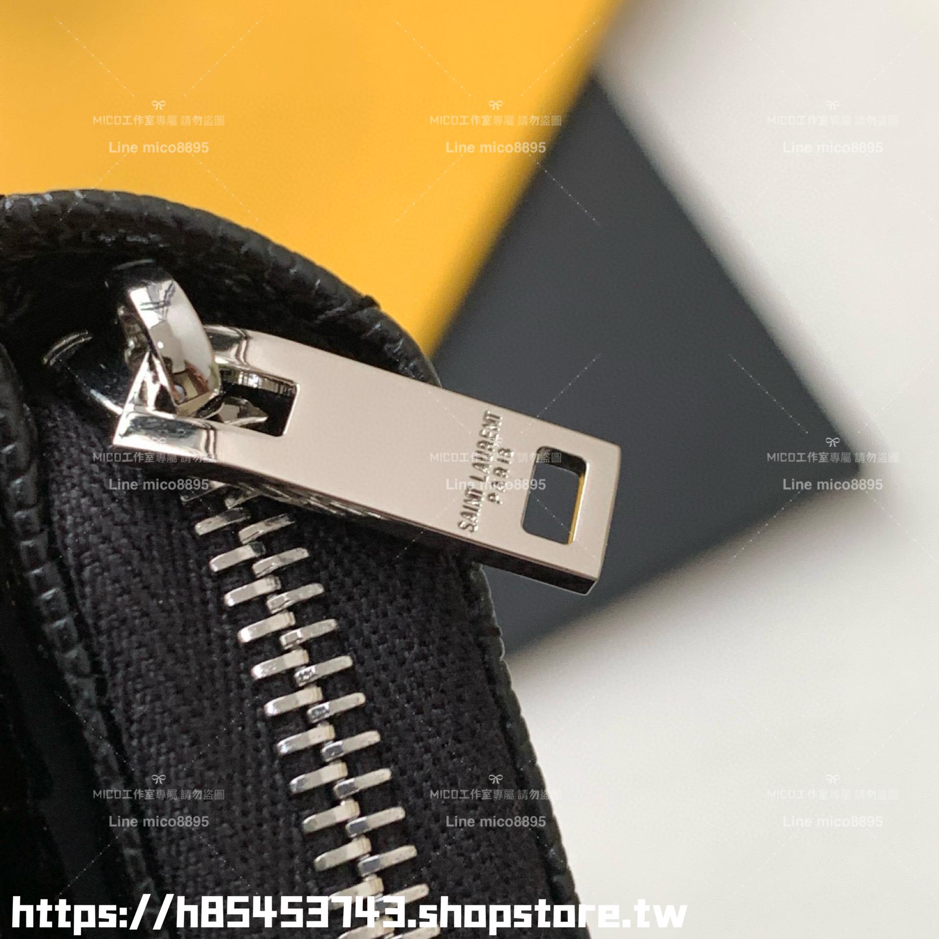 YSL Saint Laurent 黑色魚子醬牛皮/銀釦 LOGO粒面壓紋 山形紋對開短夾