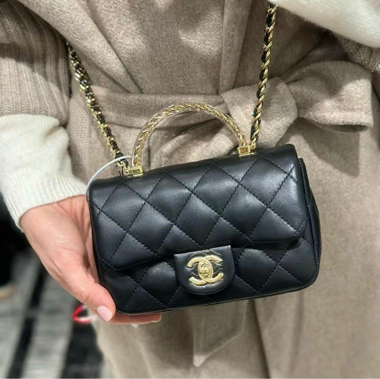 CHANEL 香奈兒 24s 黑色/金釦/羊皮 樹脂透明手柄CF口蓋包 miniCF 19cm