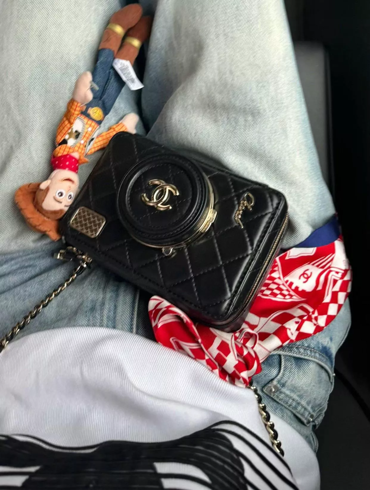 CHANEL 香奈兒 收藏級別 黑色/小羊皮 Camera bag 相機包 秀款 16cm