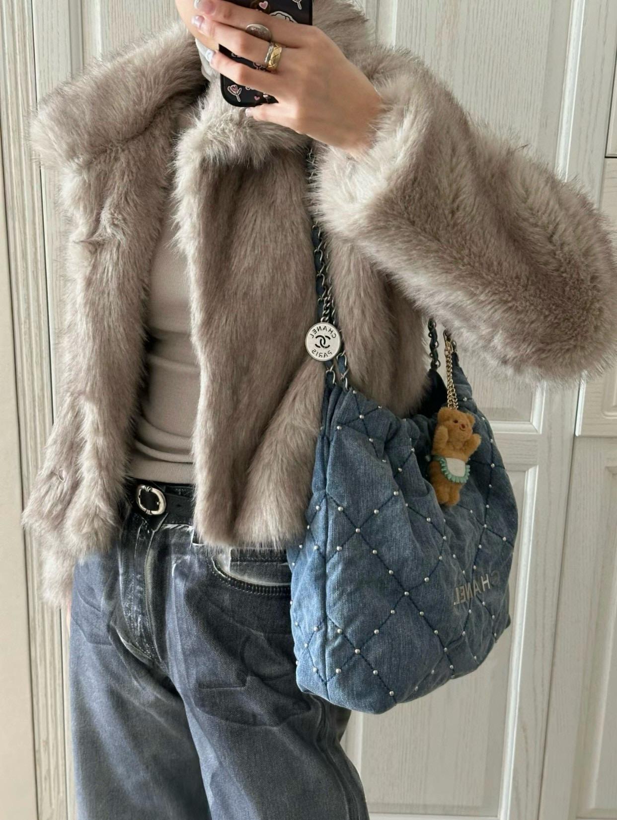 CHANEL 香奈兒 季節款 24s 丹寧牛仔/鉚釘牛仔 小號 22包/22bag 尺寸：𝟥𝟧*𝟥𝟩*𝟩 𝖼𝗆