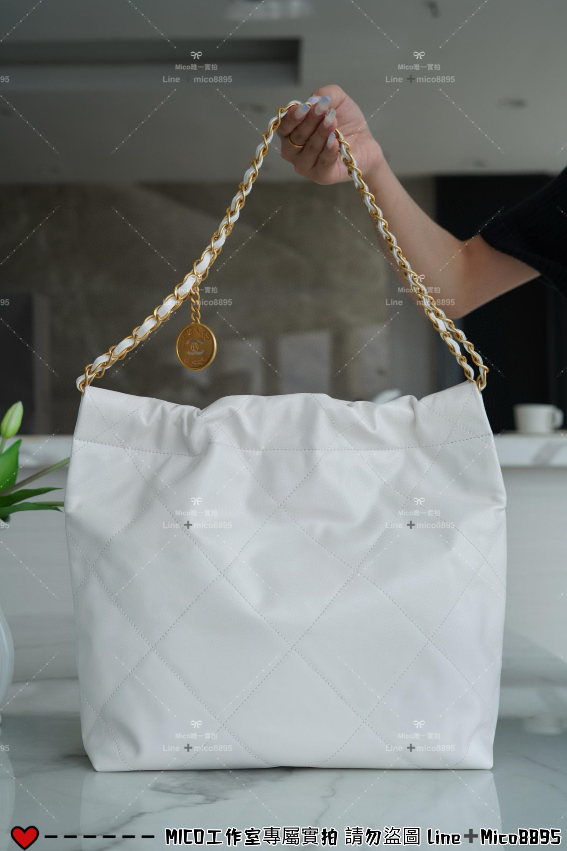 CHANEL 22k 小號白色金釦 22Bag/22包 購物袋/媽媽包 35cm