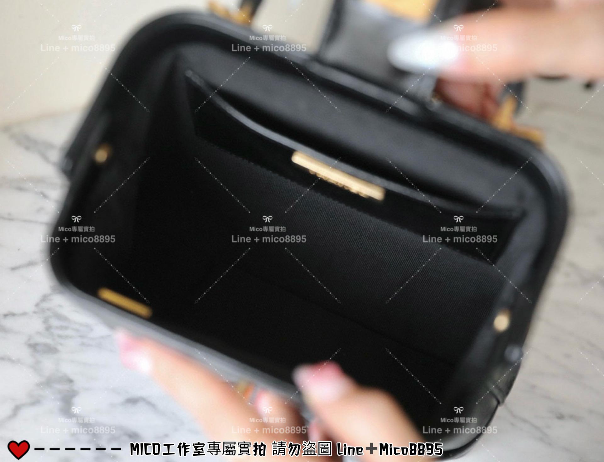 Chanel 香奈兒 24a手工坊系列 黑色/油亮羊皮 手提斜挎復古醫生包 18cm