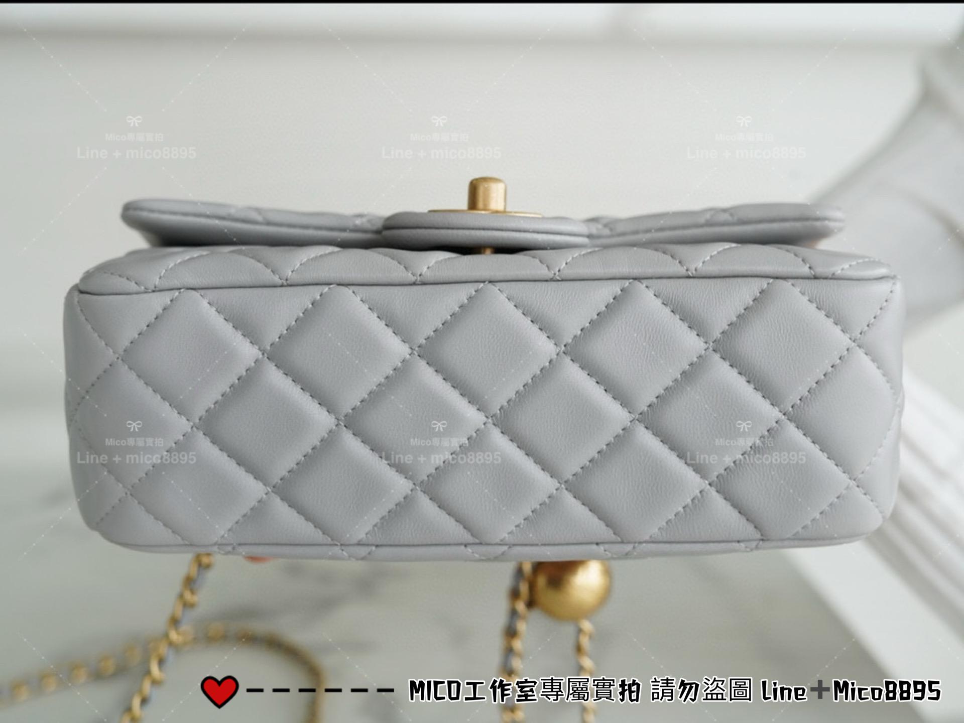 Chanel 香奈兒 新版本硬底款 淺灰色 小羊皮 金球系列 miniCF 20cm 可調節長短