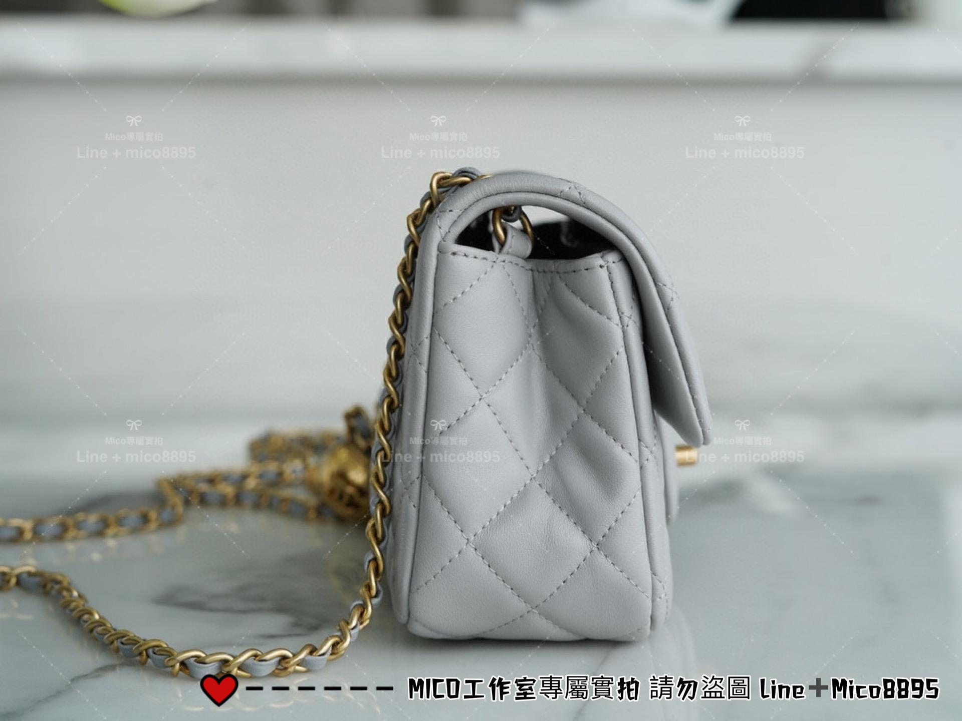 Chanel 香奈兒 新版本硬底款 淺灰色 小羊皮 金球系列 miniCF 20cm 可調節長短