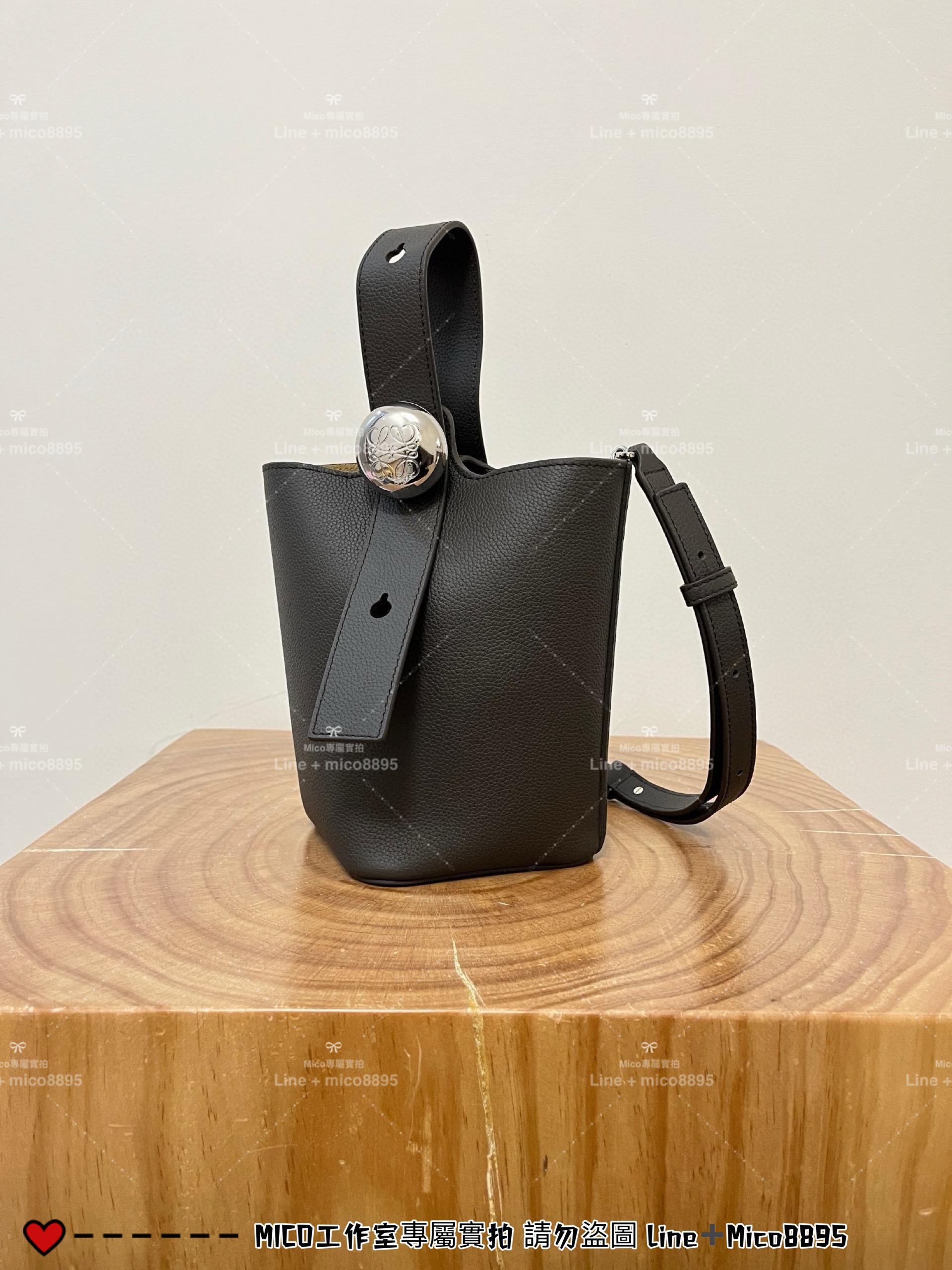 LOEWE 羅威 深灰咖粒面牛皮 Pebble Mini Bucket Bag 水桶包 可斜挎手提 19.5cm