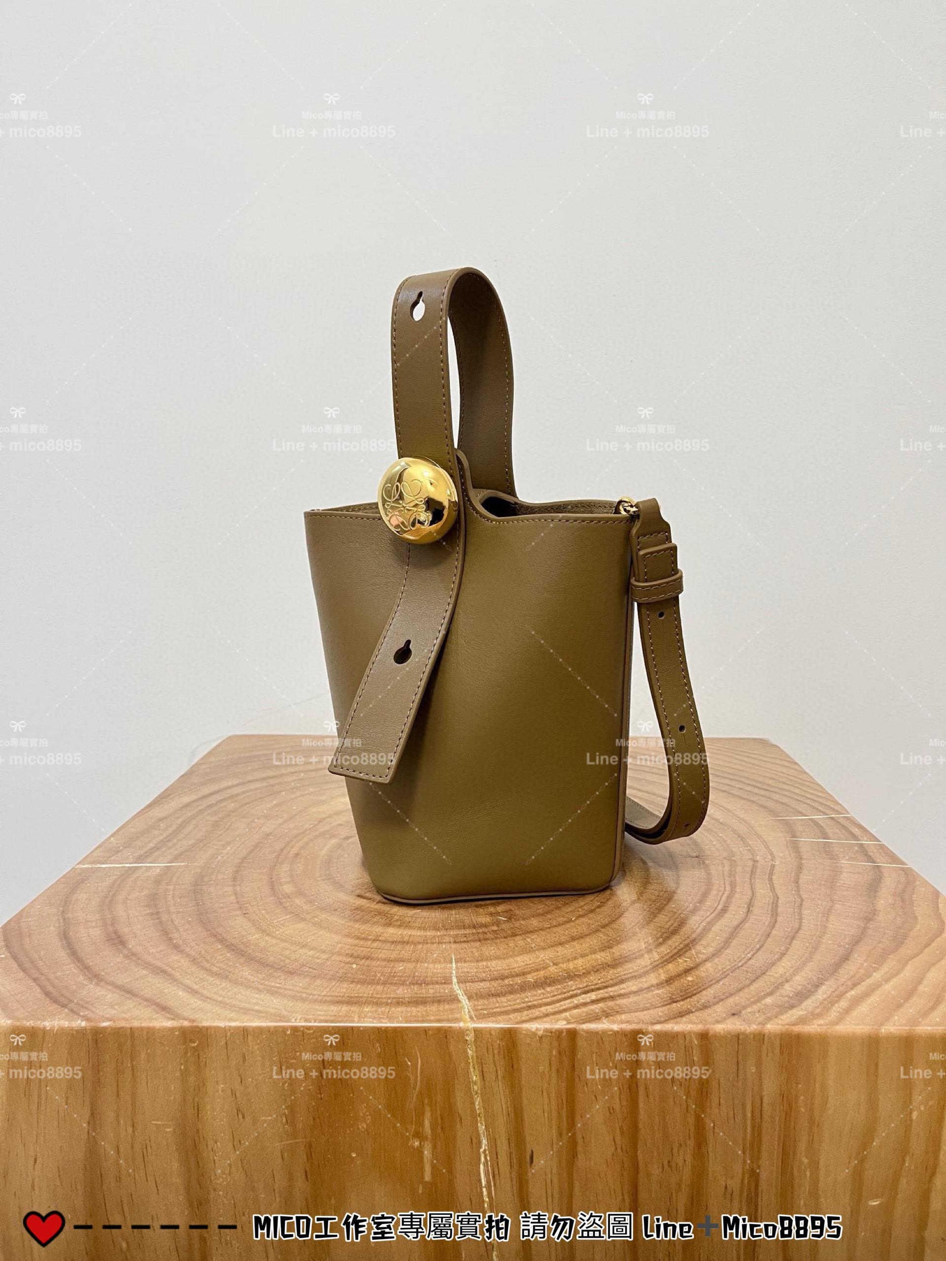 LOEWE 羅威 橡木棕平紋牛皮 Pebble Mini Bucket Bag 水桶包 可斜挎手提 19.5cm