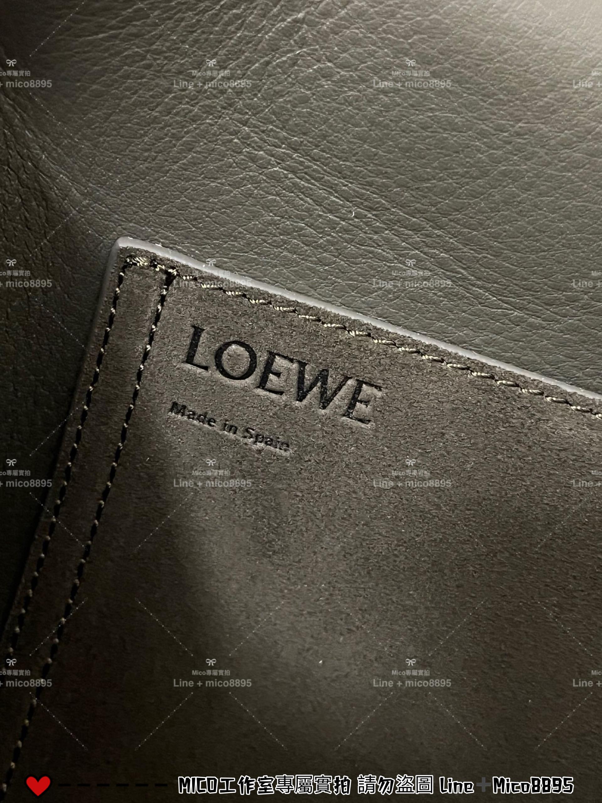 LOEWE 羅威 大號絨面牛革水桶包 軍綠色麂皮 Pebble Bucket Bag 可斜挎手提 28cm