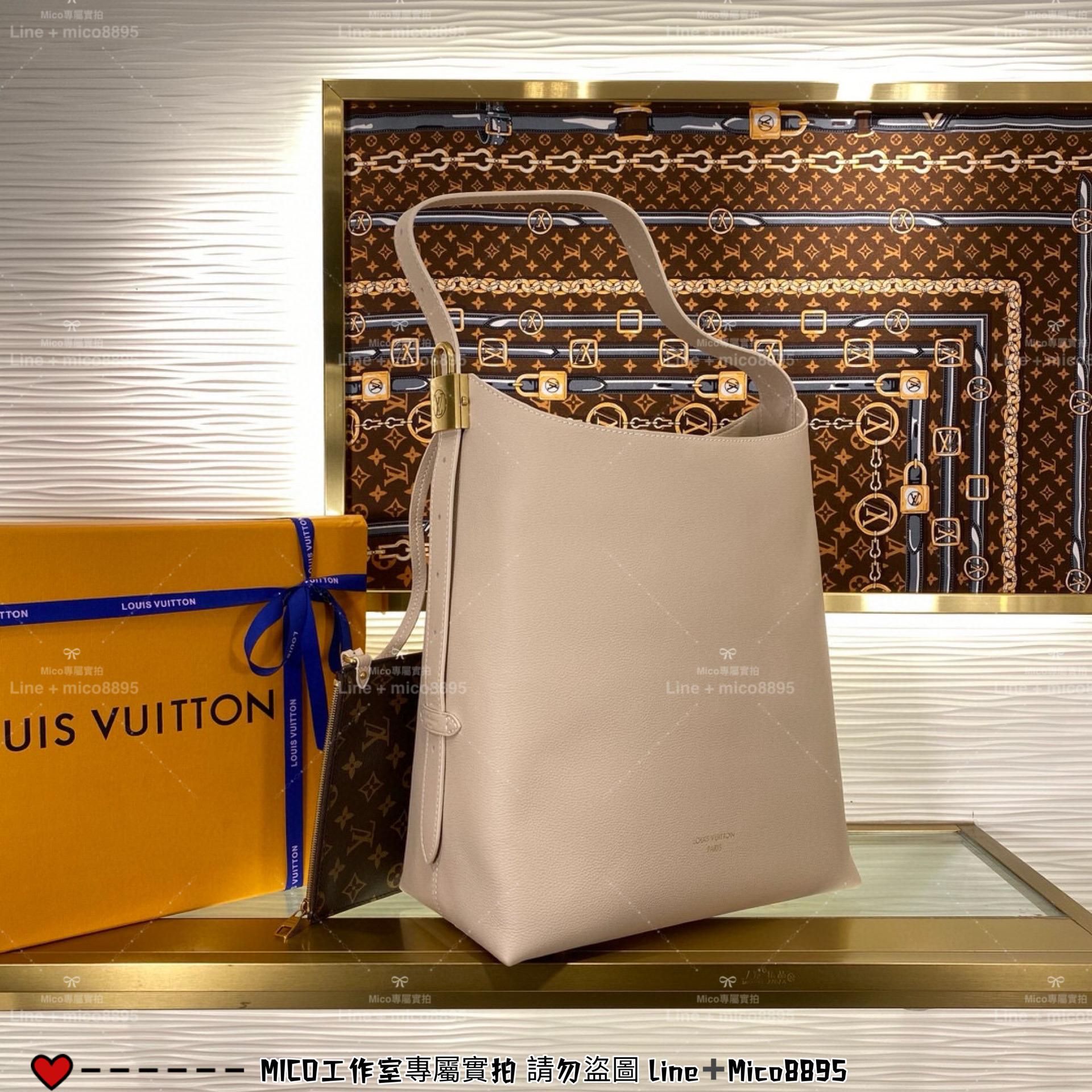 Louis Vuitton LV 奶灰色/米白色 Low Key Hobo MM 中號手袋 M24856 黑色 m24974 棕色 m25022 白色 實用款推薦