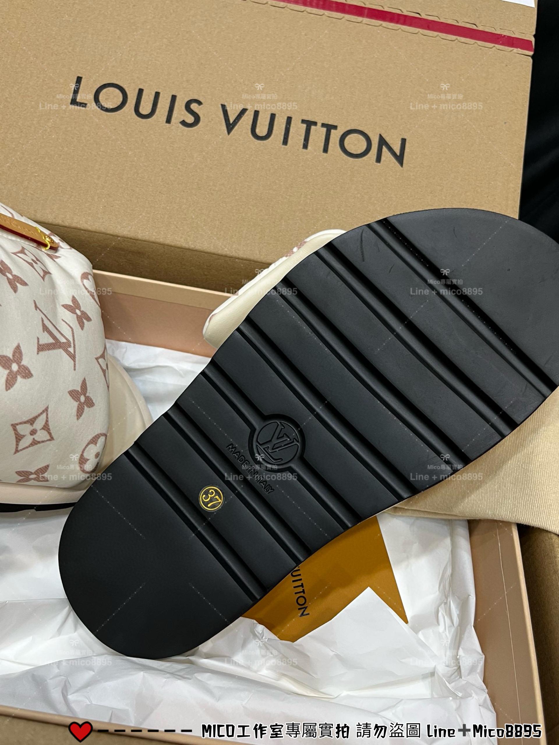 LV  Pool Pillow Comfort 尼龍布3Dlogo鞋面 拖鞋 女鞋 魔術貼拖鞋 35-40