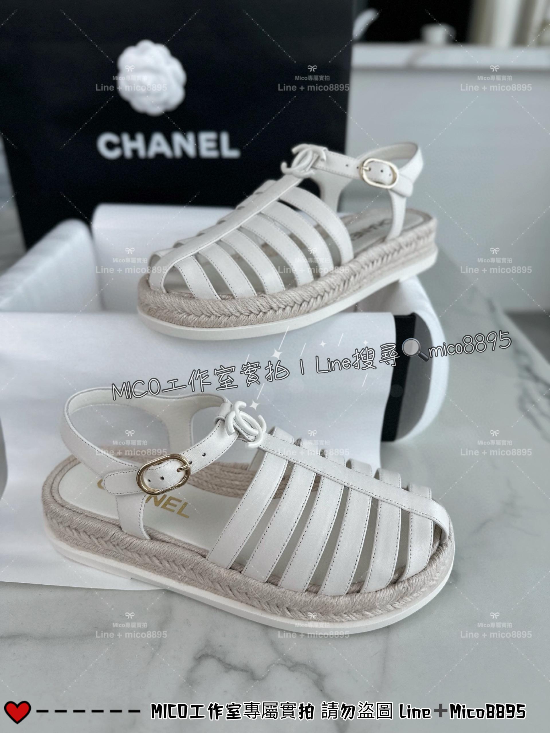 CHANEL｜24c 雙C白色羊皮羅馬涼鞋 35-39