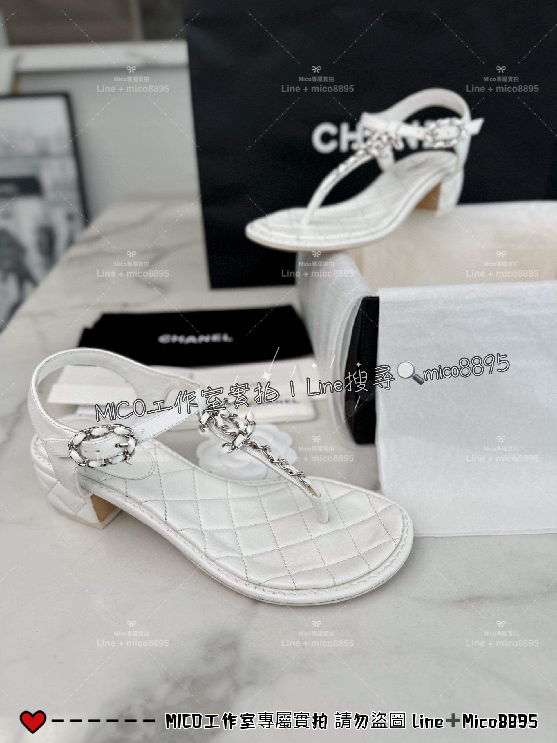 CHANEL｜𝟐𝟒c 19系列 白色 皮穿鏈雙C粗跟夾腳涼鞋/女鞋 35-40