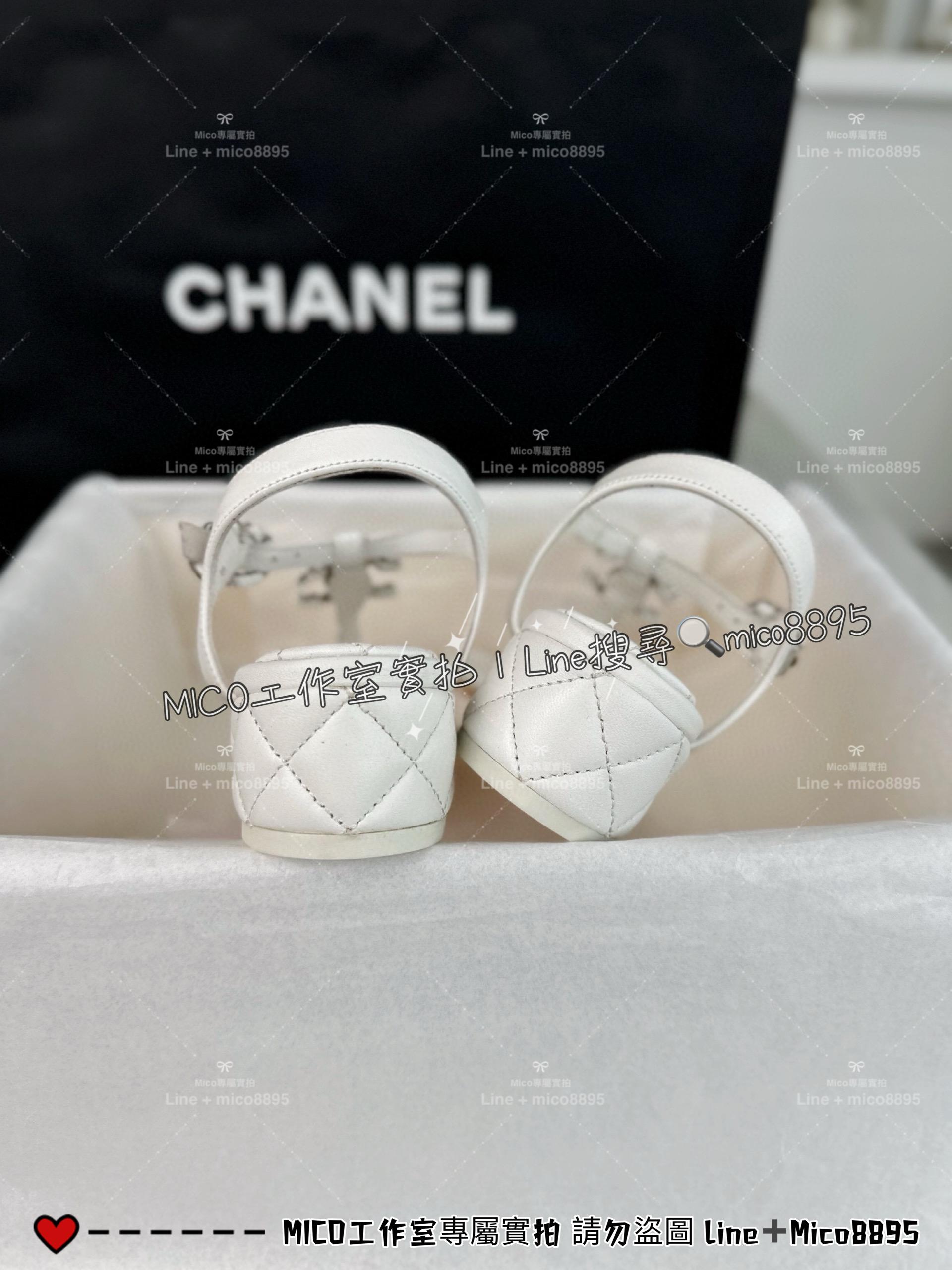 CHANEL｜𝟐𝟒c 19系列 白色 皮穿鏈雙C粗跟夾腳涼鞋/女鞋 35-40