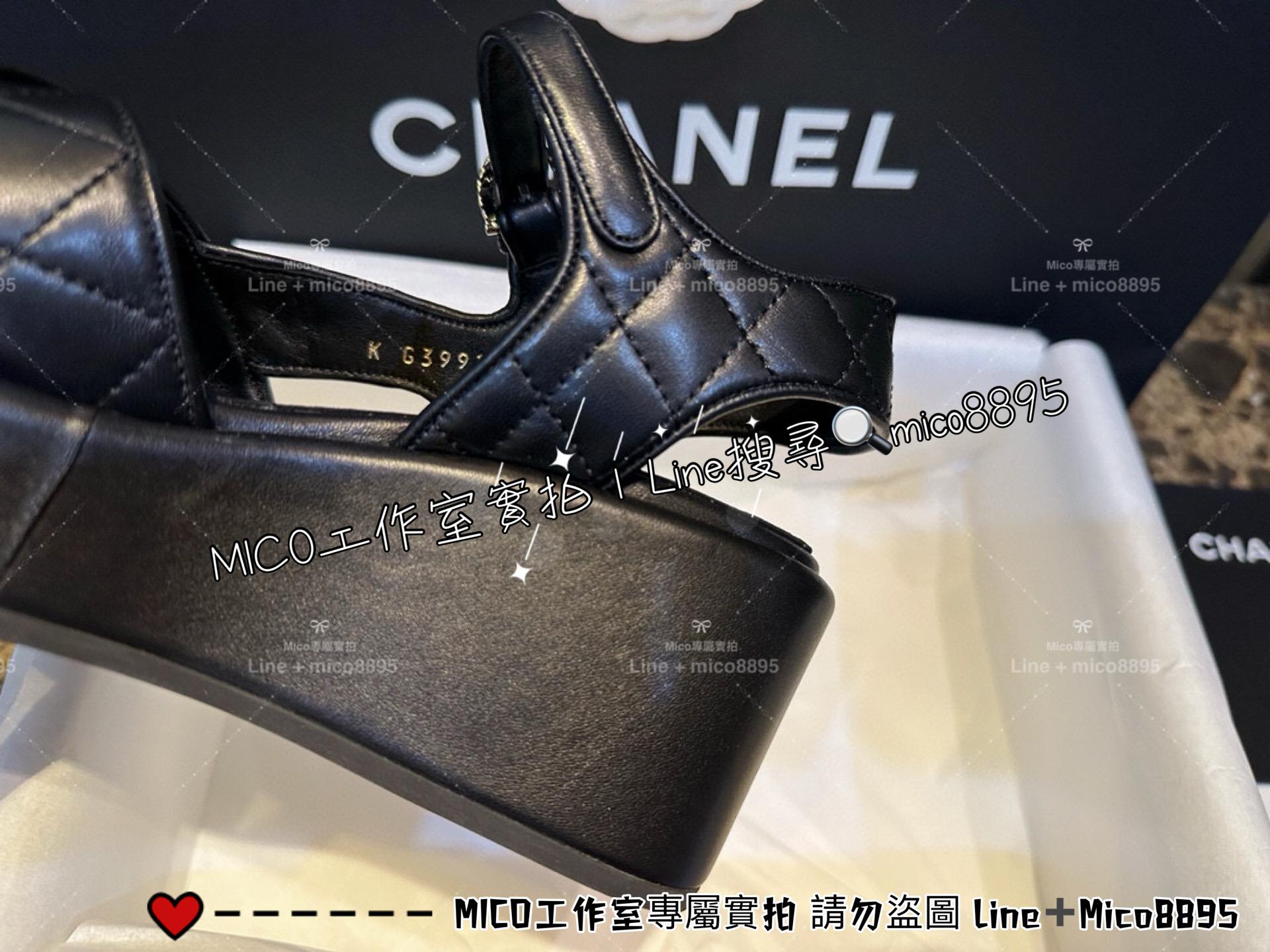 CHANEL｜23A 全羊皮 黑色厚底楔型涼鞋 露趾涼鞋/松糕鞋 7.5cm 35-40