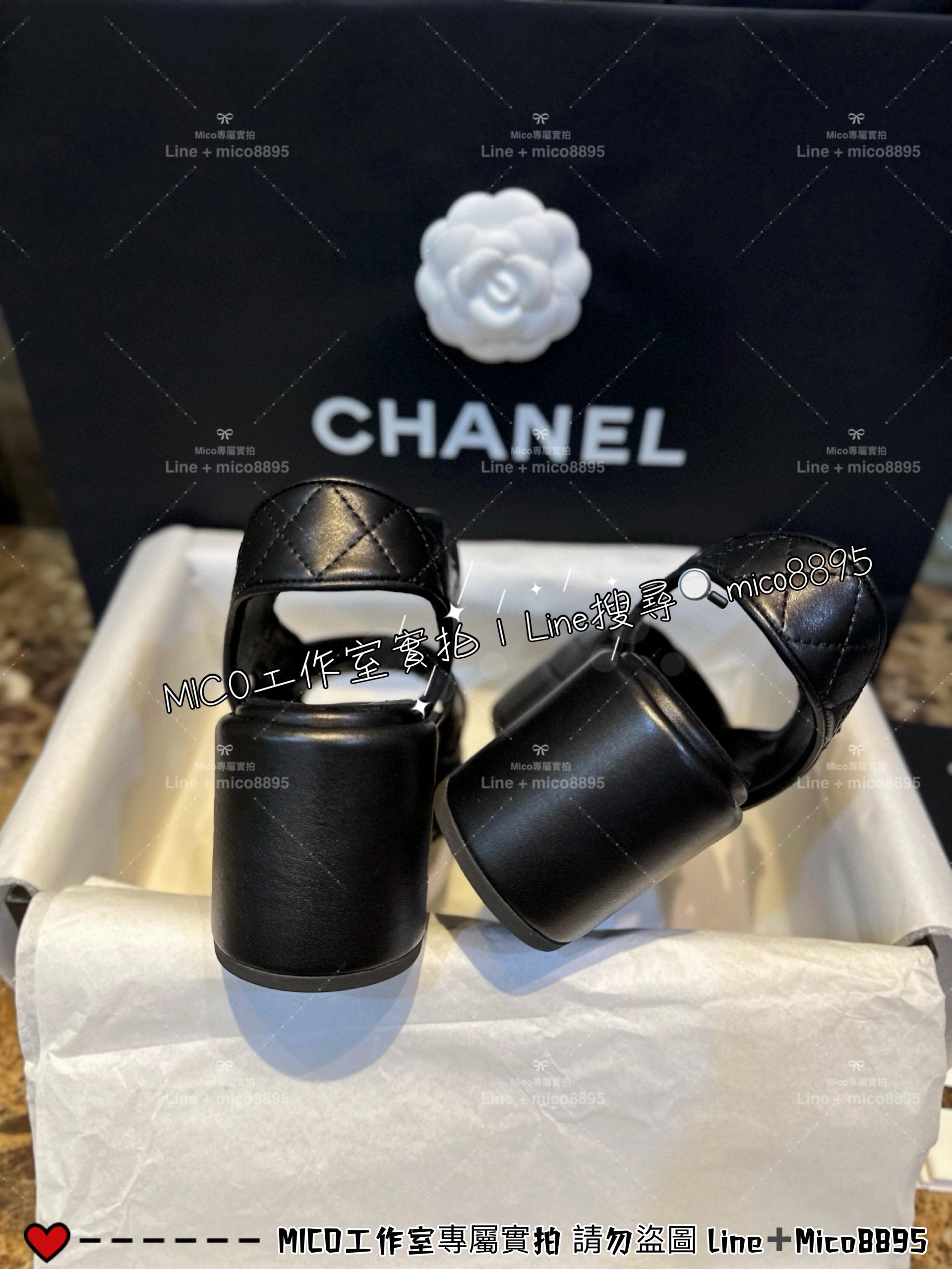 CHANEL｜23A 全羊皮 黑色厚底楔型涼鞋 露趾涼鞋/松糕鞋 7.5cm 35-40