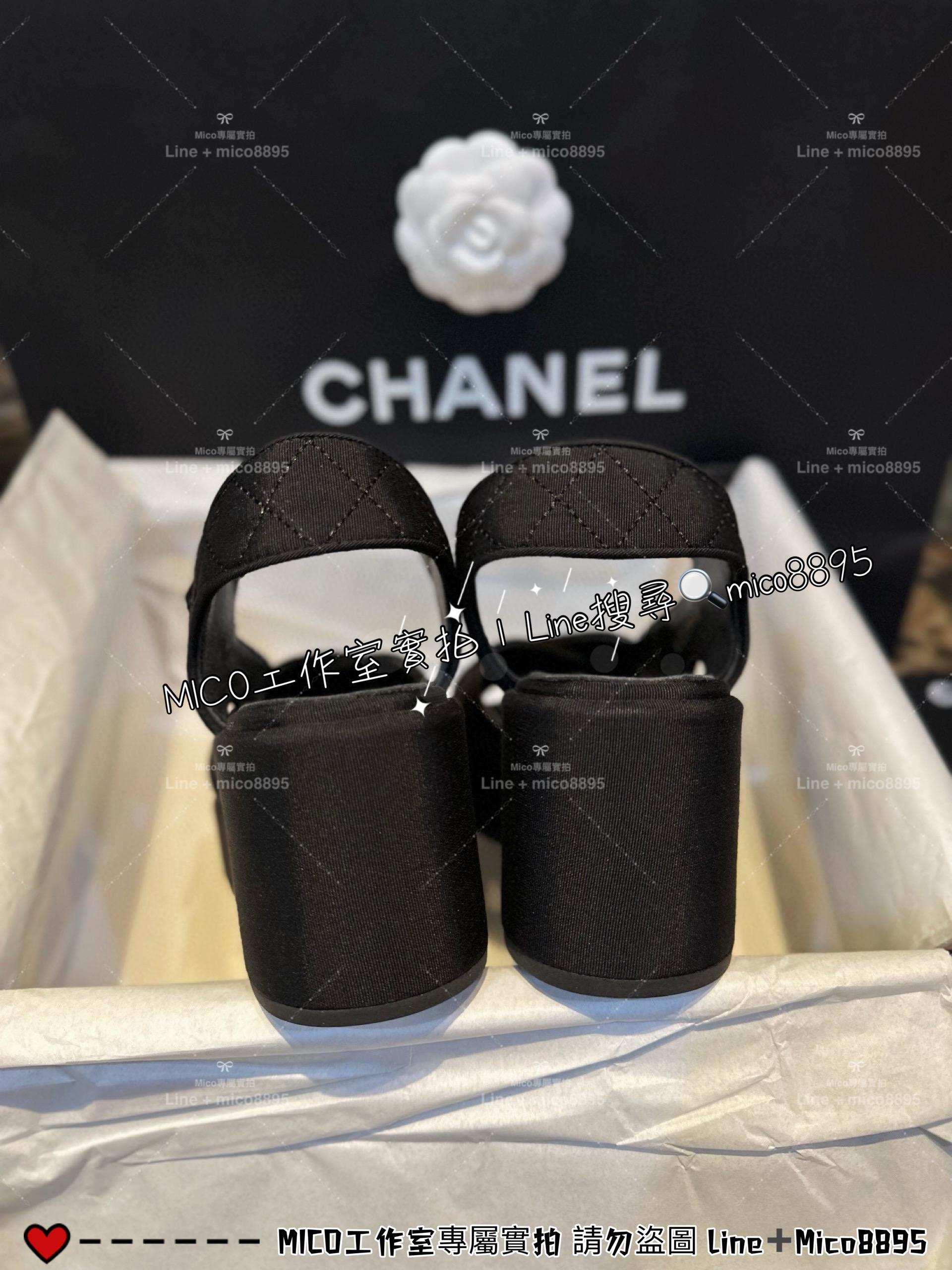 CHANEL｜23A 明星同款 羅緞材質黑色厚底楔型涼鞋 露趾涼鞋/松糕鞋 7.5cm 35-40