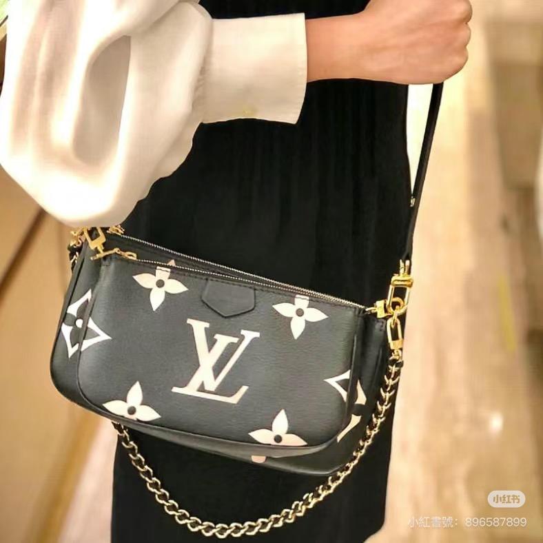 LV 黑色絲印壓紋皮革 Multi MULTI POCHETTE ACCESSOIRES 四合一麻將包 多種背法 24cm