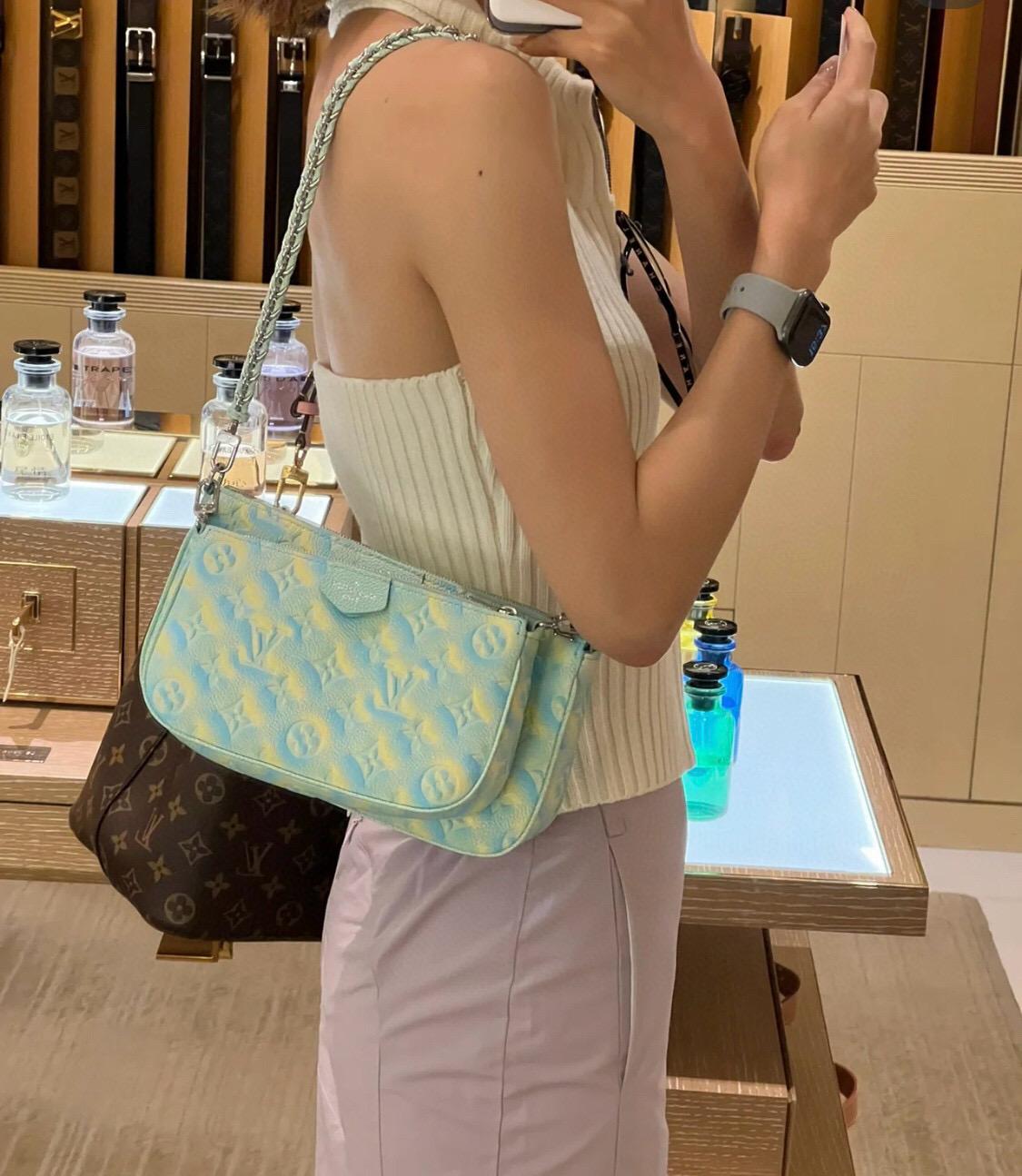 LV 星辰系列 m46180 綠色壓紋 Multi MULTI POCHETTE ACCESSOIRES 四合一麻將包 多種背法 24cm